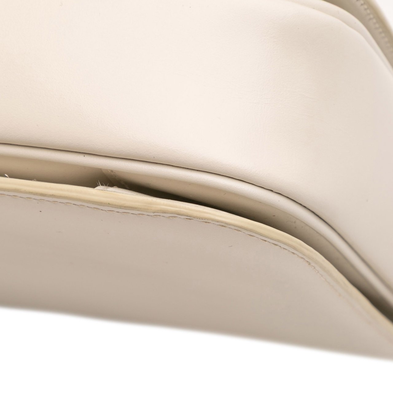 Celine Classique Shiny Calfskin Triomphe Crossbody Bruin