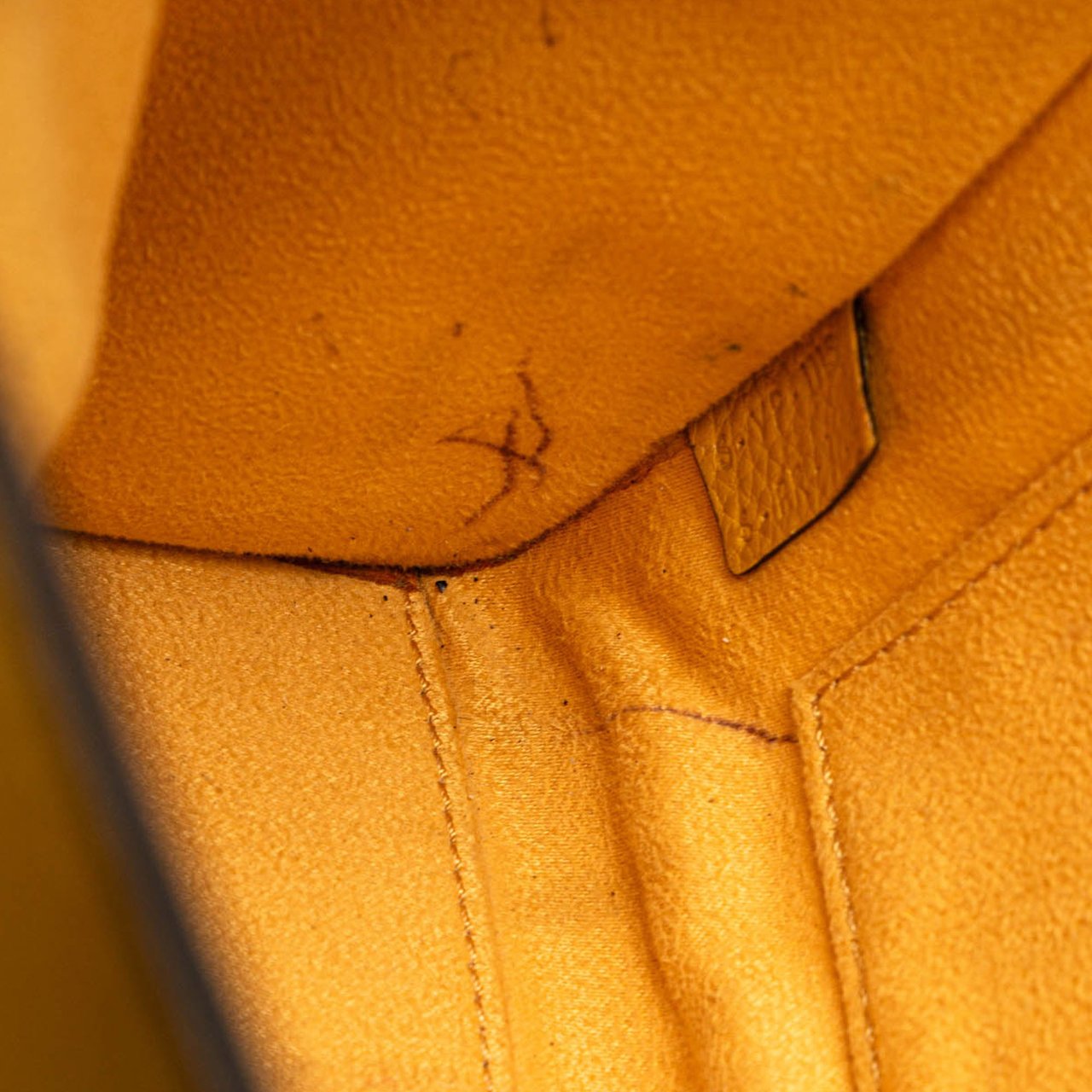 Celine Nano Leather Luggage Tote Geel