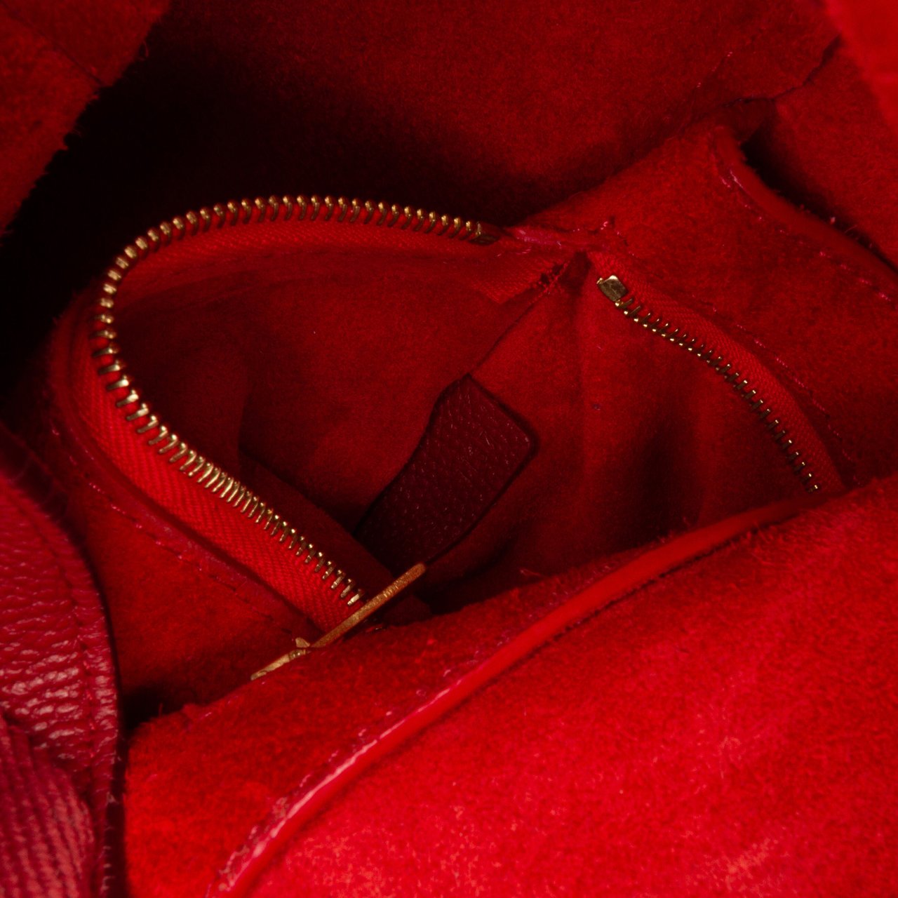 Celine Small Leather Seau Sangle Bucket Bag Rood