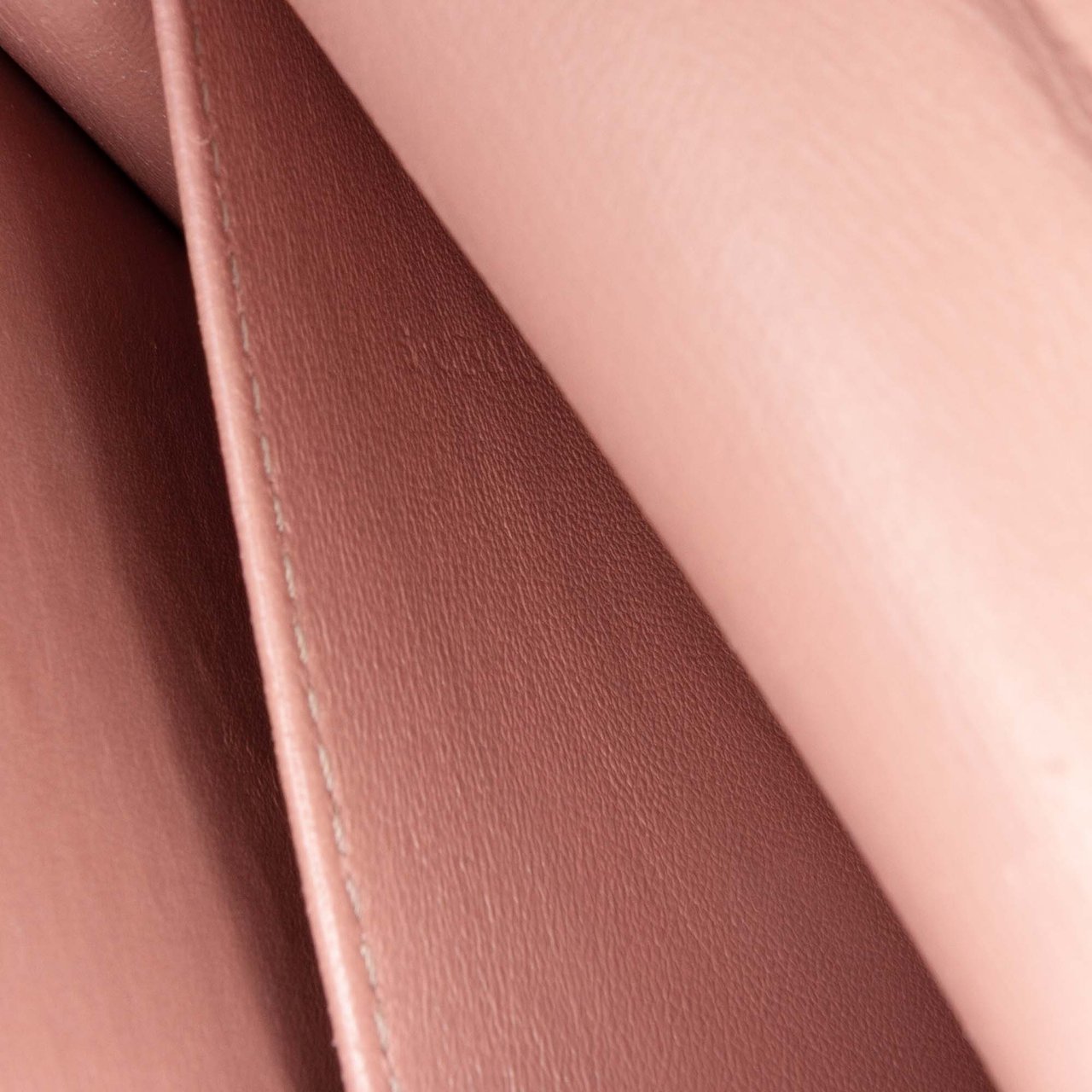 Celine Teen Calfskin Classic Box Roze