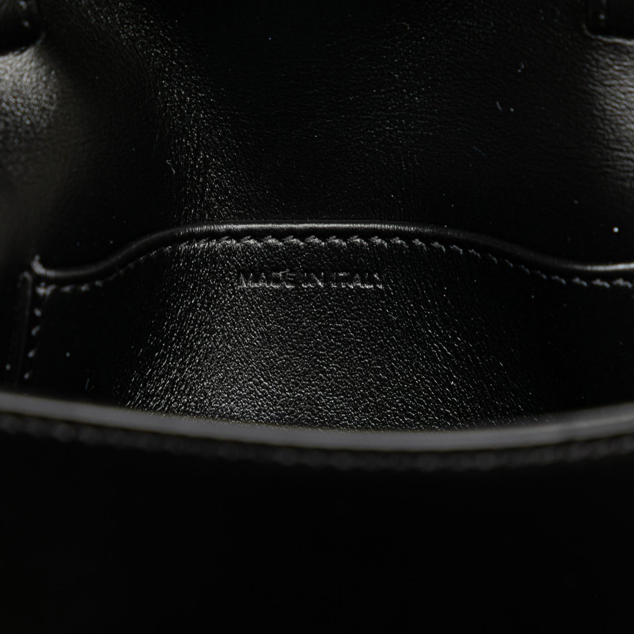 Celine Mini Shiny Calfskin Triomphe Crossbody Zwart