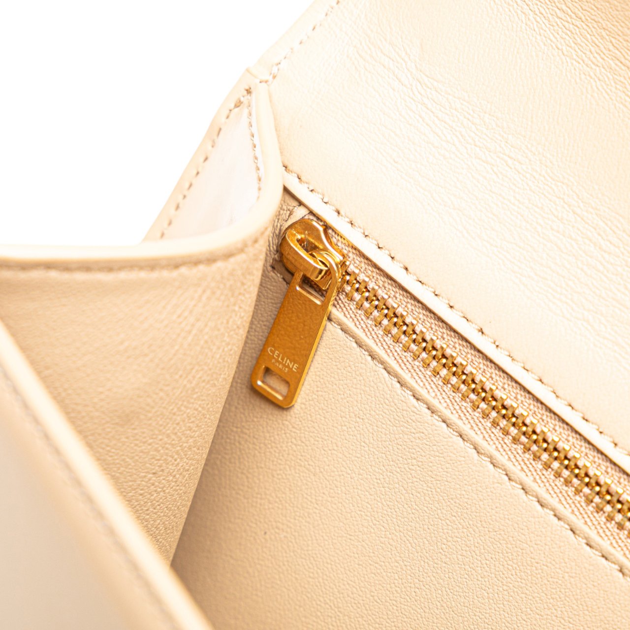 Celine Teen Shiny Calfskin Triomphe Besace Clea Chain Crossbody Bruin