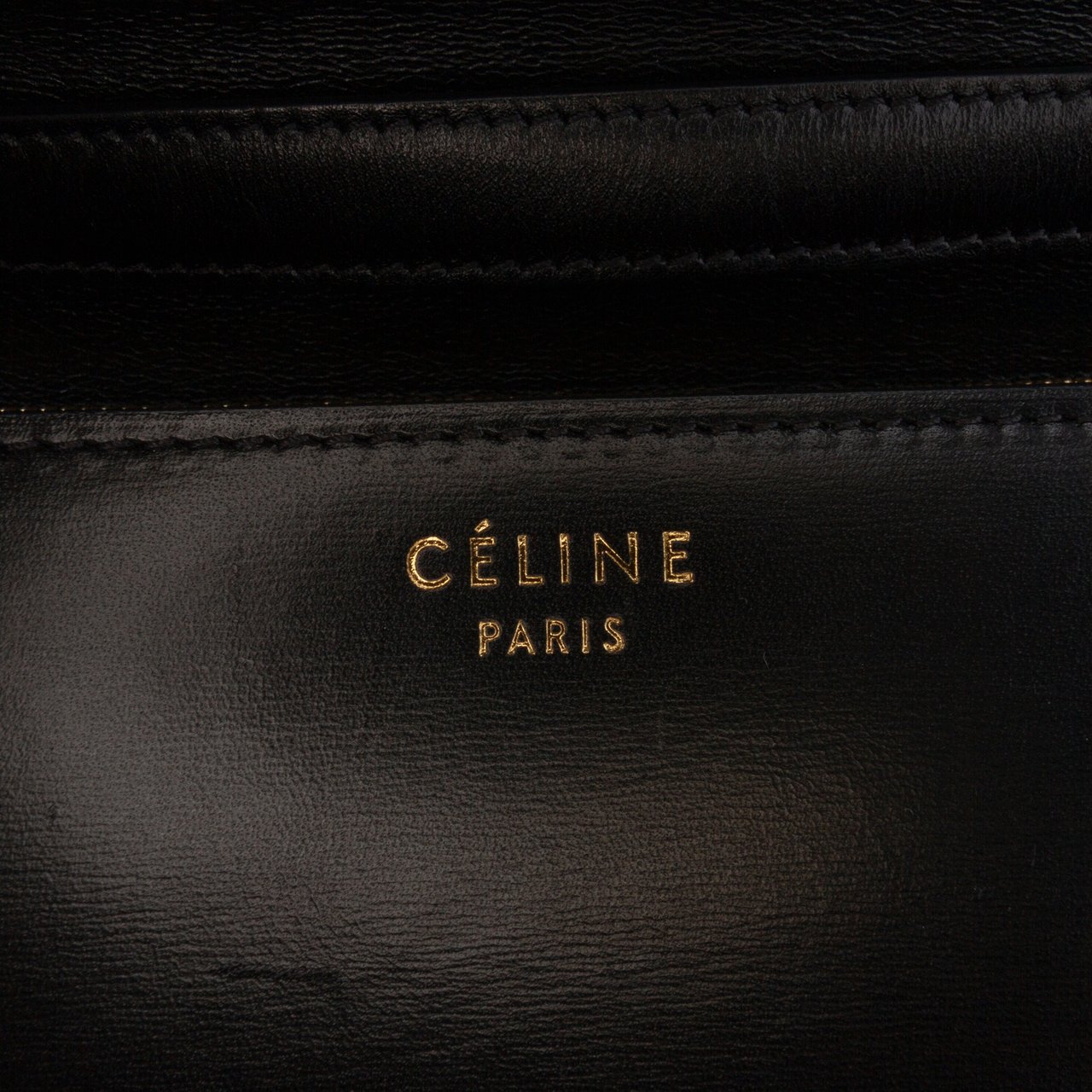 Celine Medium Calfskin Classic Box Zwart