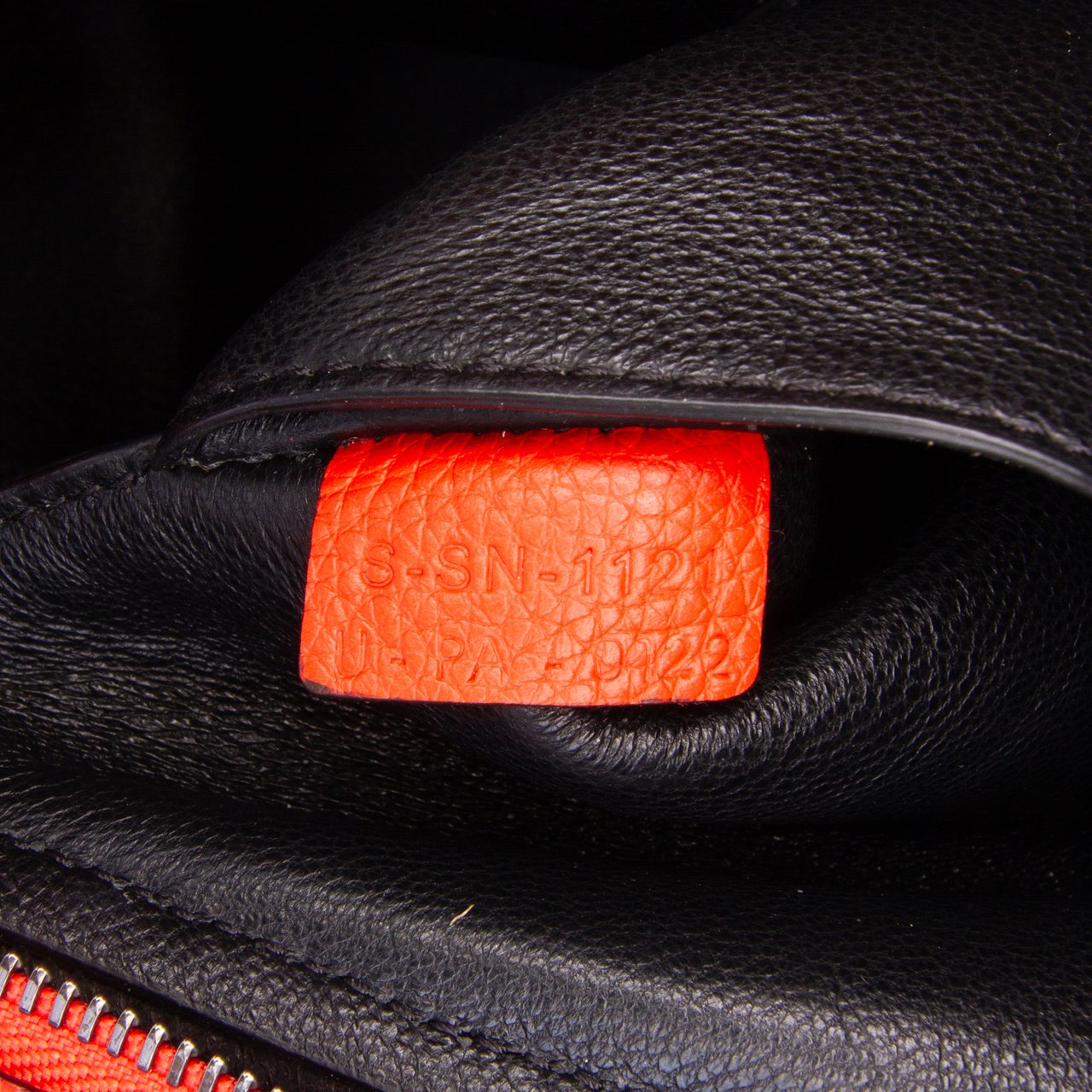 Celine Medium Drummed Calfskin and Suede Trapeze Satchel Rood