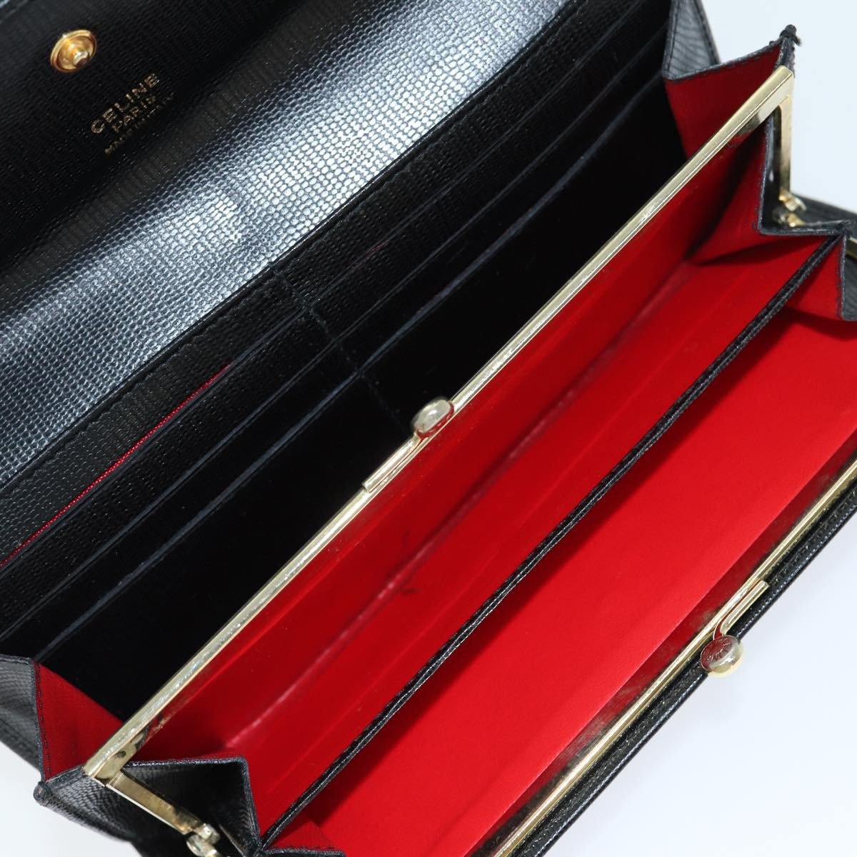 Celine Celine Circle Logo Compact Wallet Leather Zwart