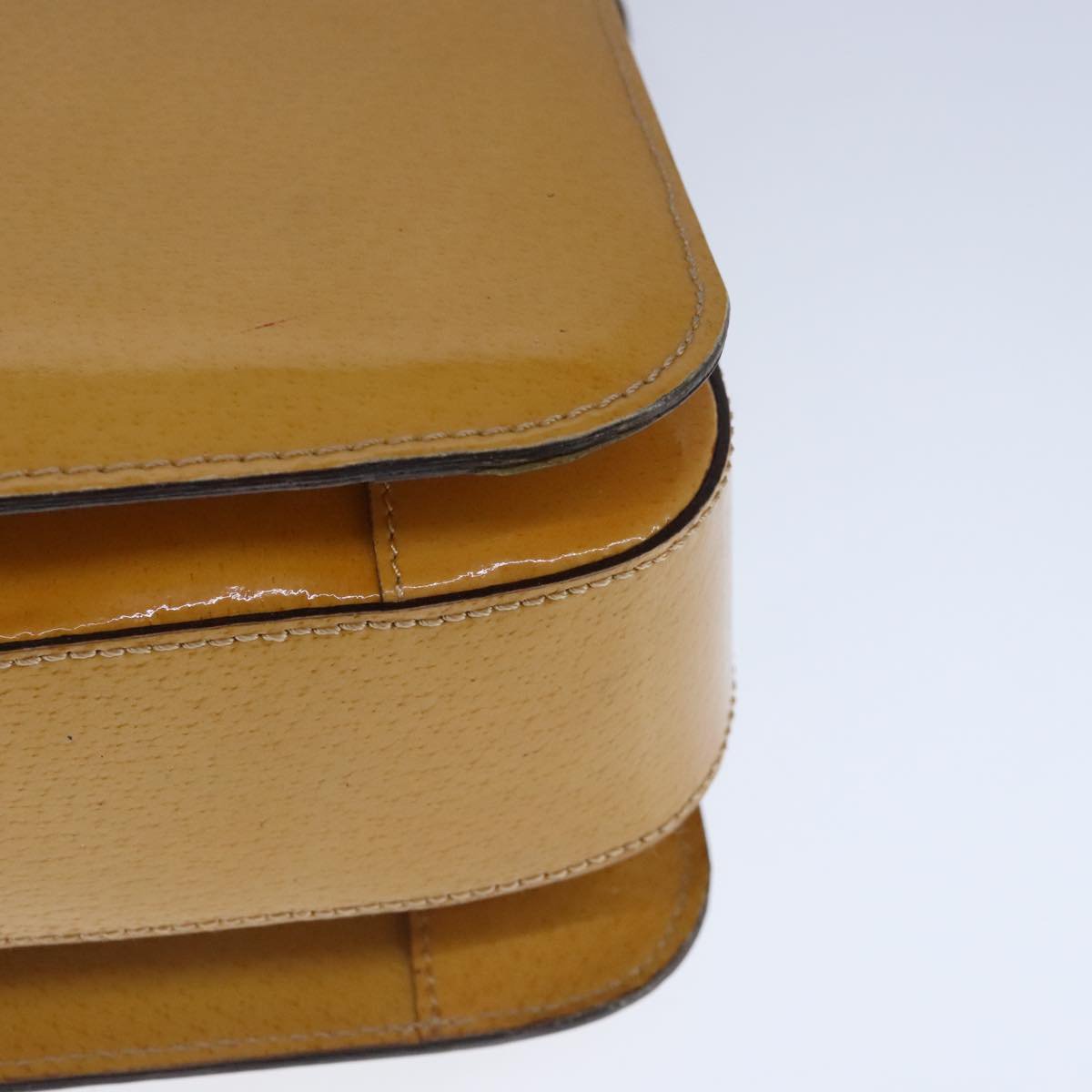 Celine Shoulder bag circle logo Patent leather medium Divers