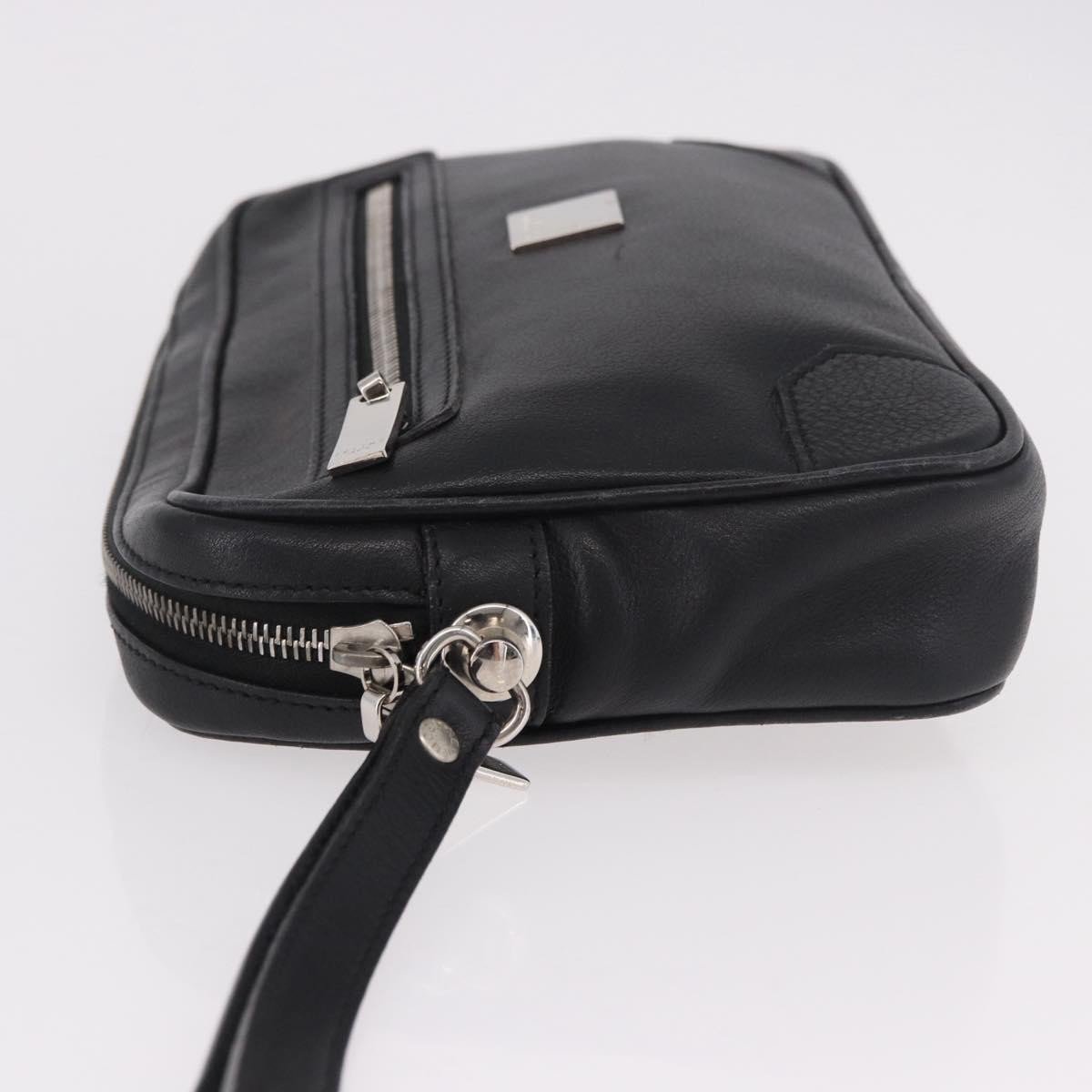 Celine Vintage Zip Wristlet Clutch Leather Zwart