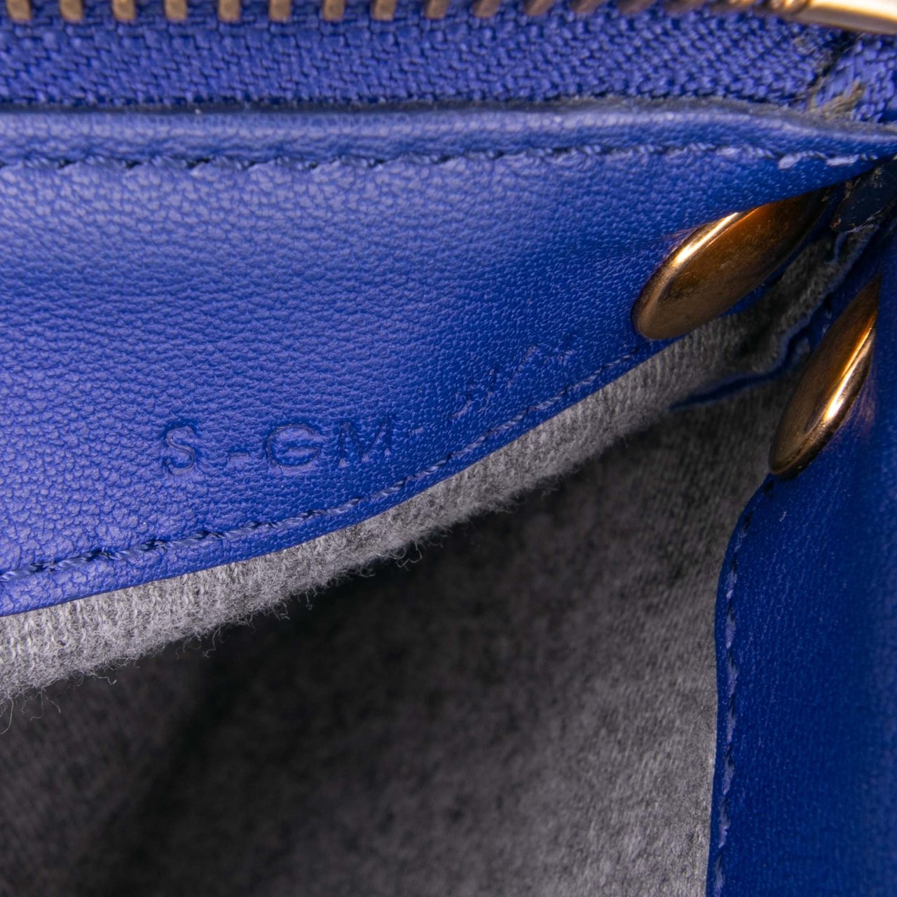 Celine Large Lambskin Trio Crossbody Blauw