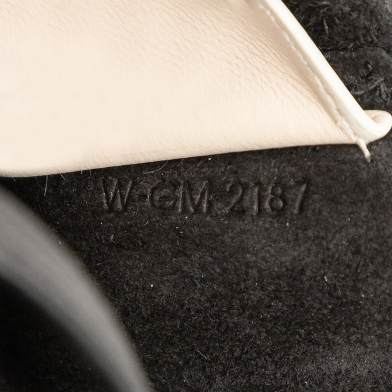 Celine Leather Strap Clutch Zwart