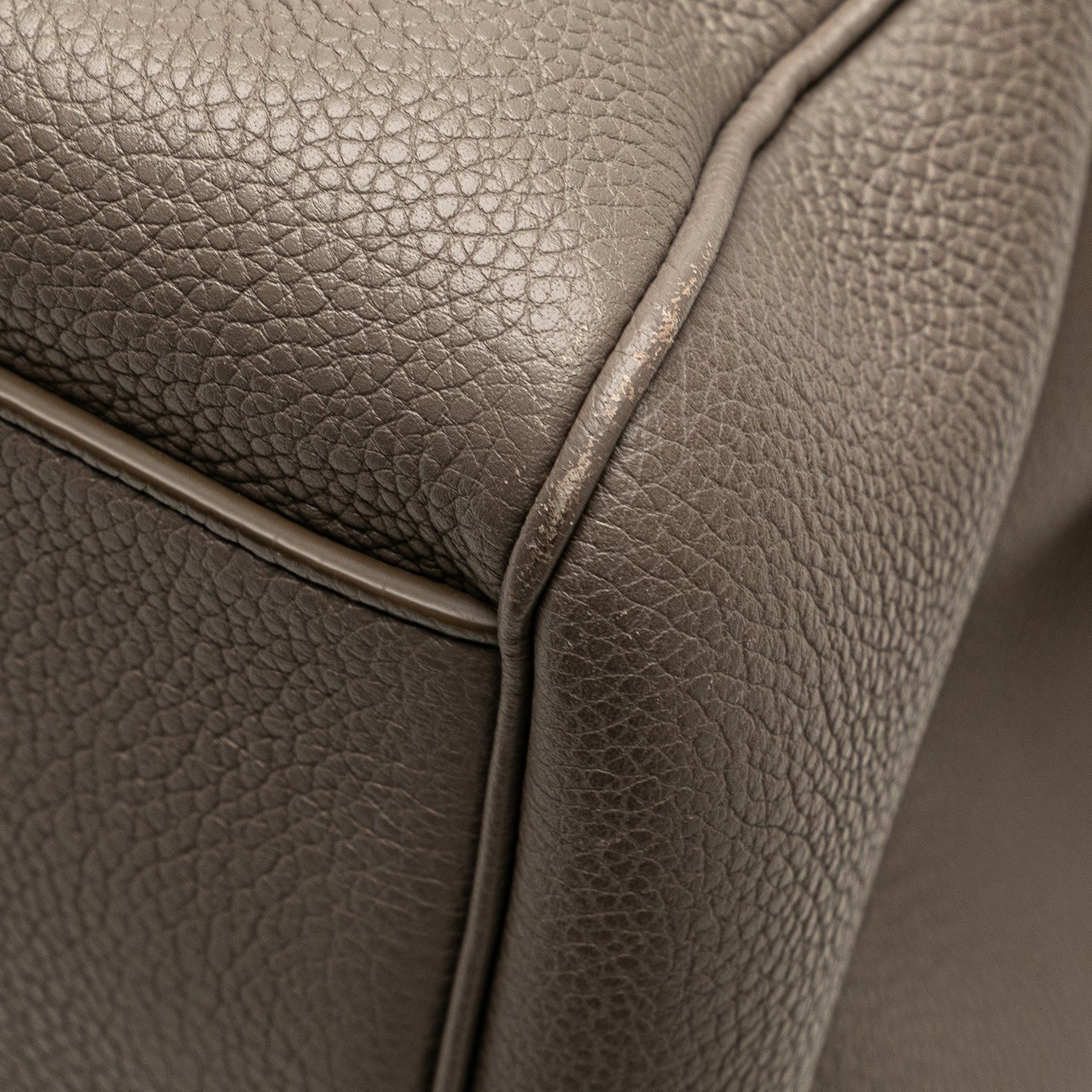 Celine Medium Leather Soft 16 Shoulder Bag Grijs