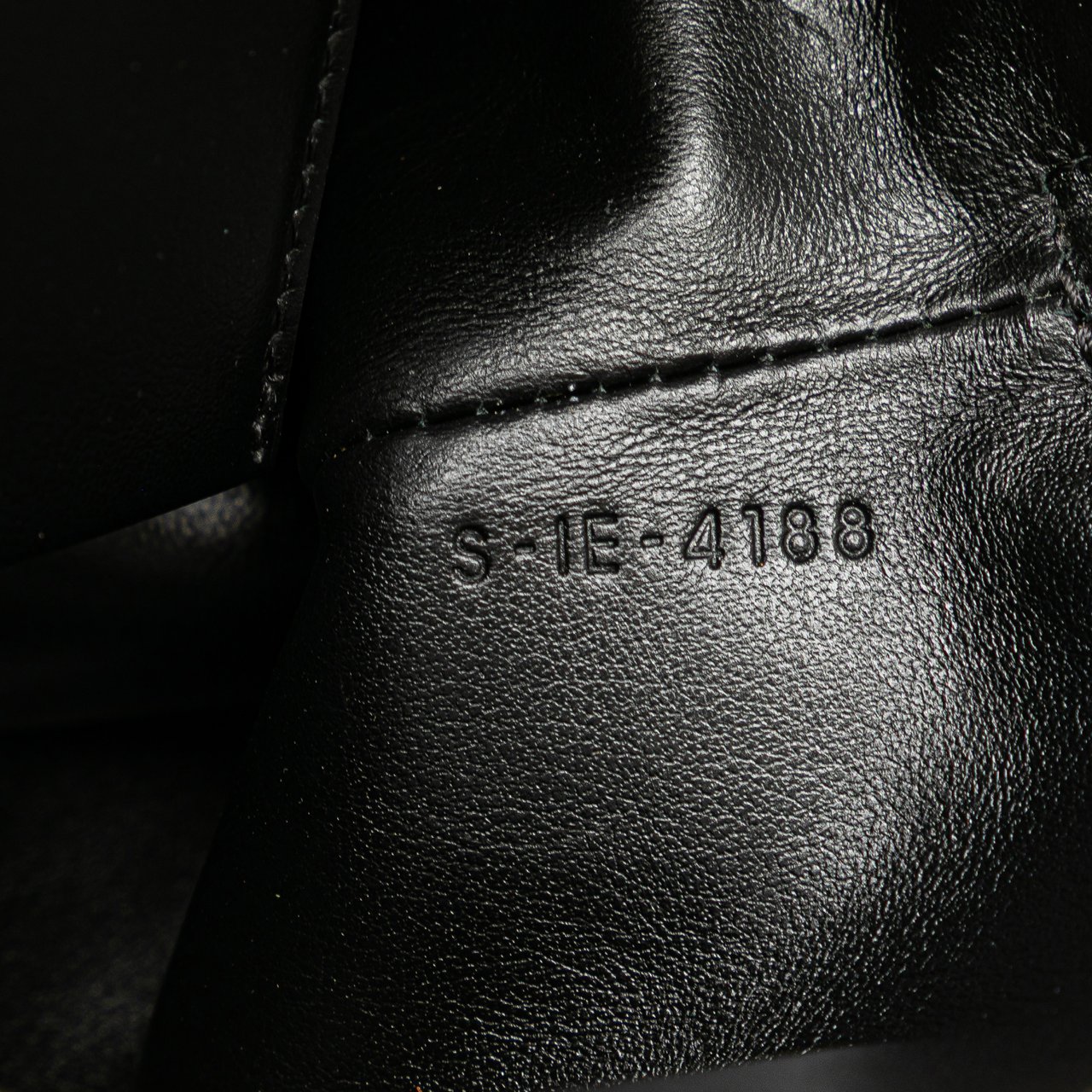 Celine Quilted Metallic Calfskin C Charm Pouch Zilver