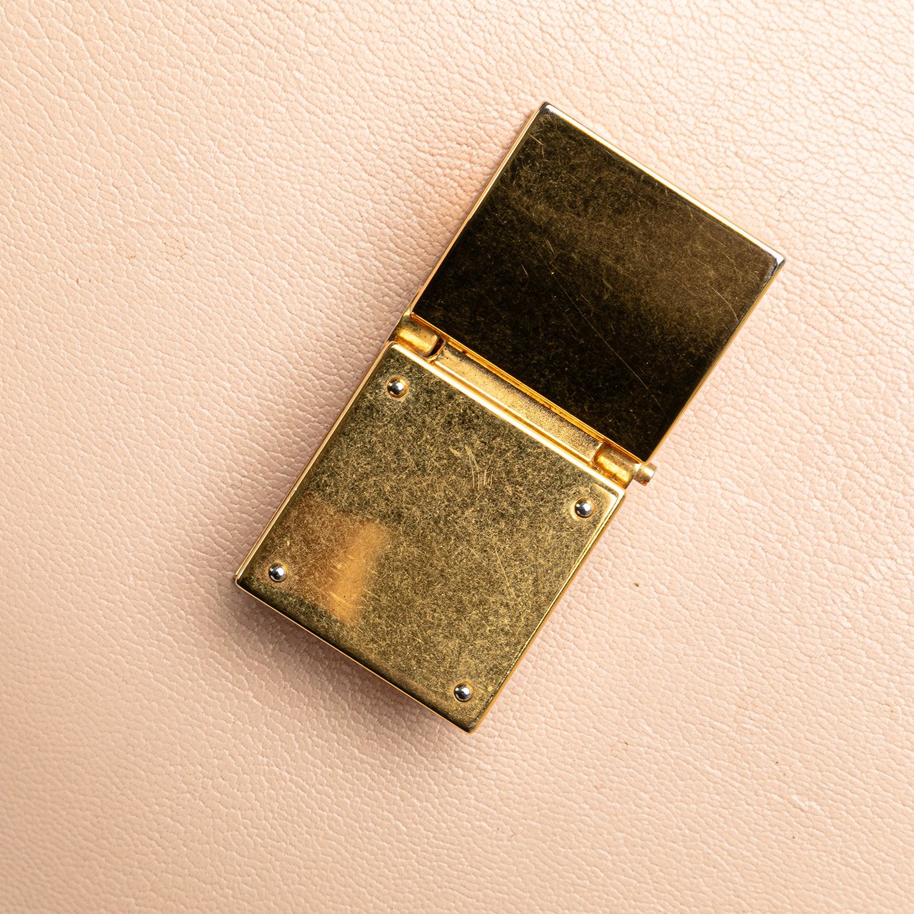 Celine Medium Calfskin Classic Box Roze