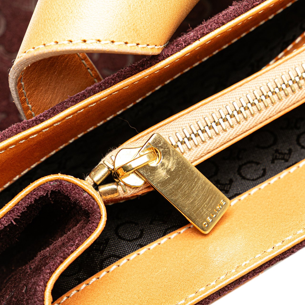 Celine C Macadam Suede Handbag Rood