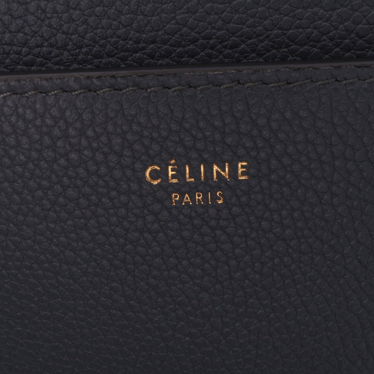Celine Medium Leather Seau Sangle Bucket Bag Grijs