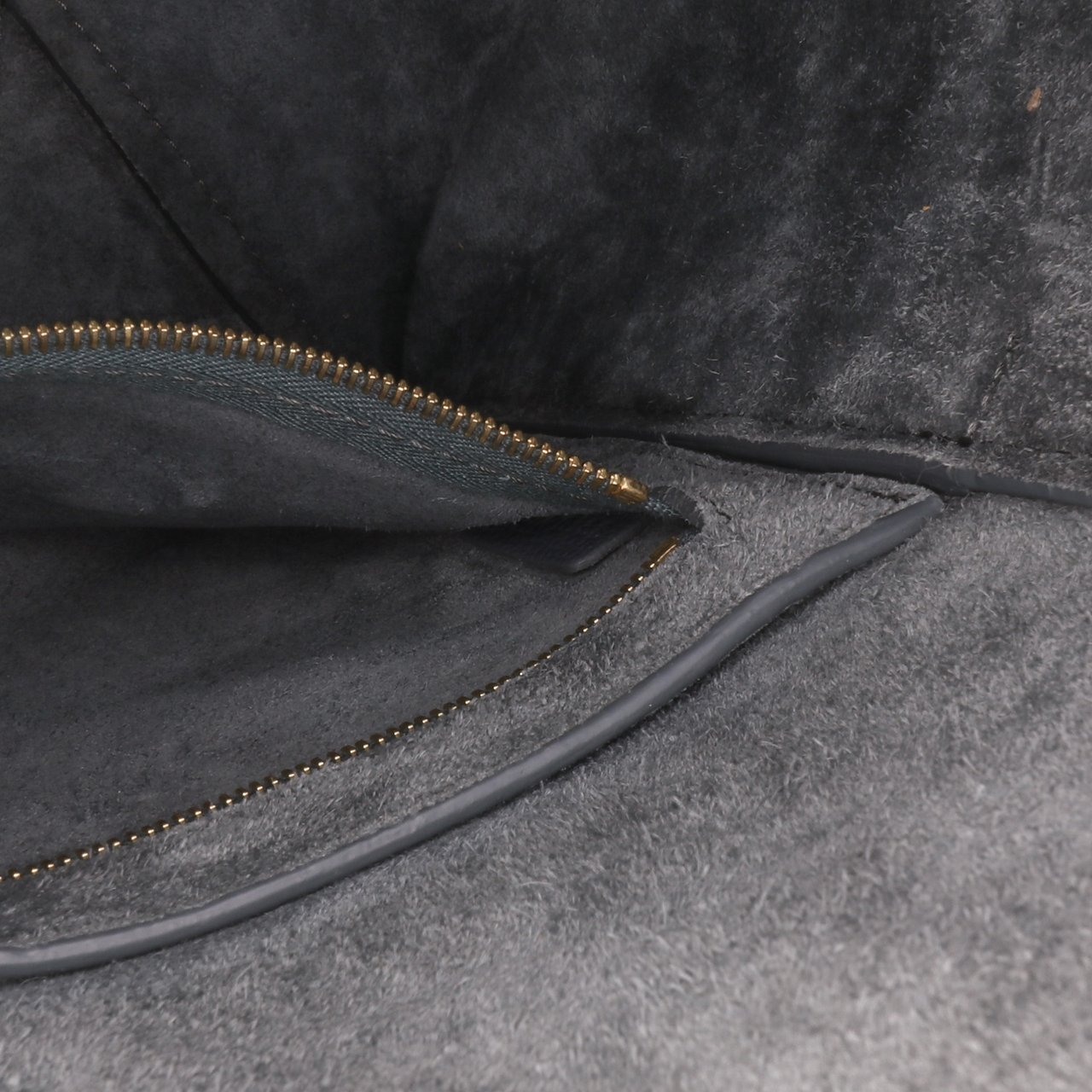 Celine Medium Leather Seau Sangle Bucket Bag Grijs