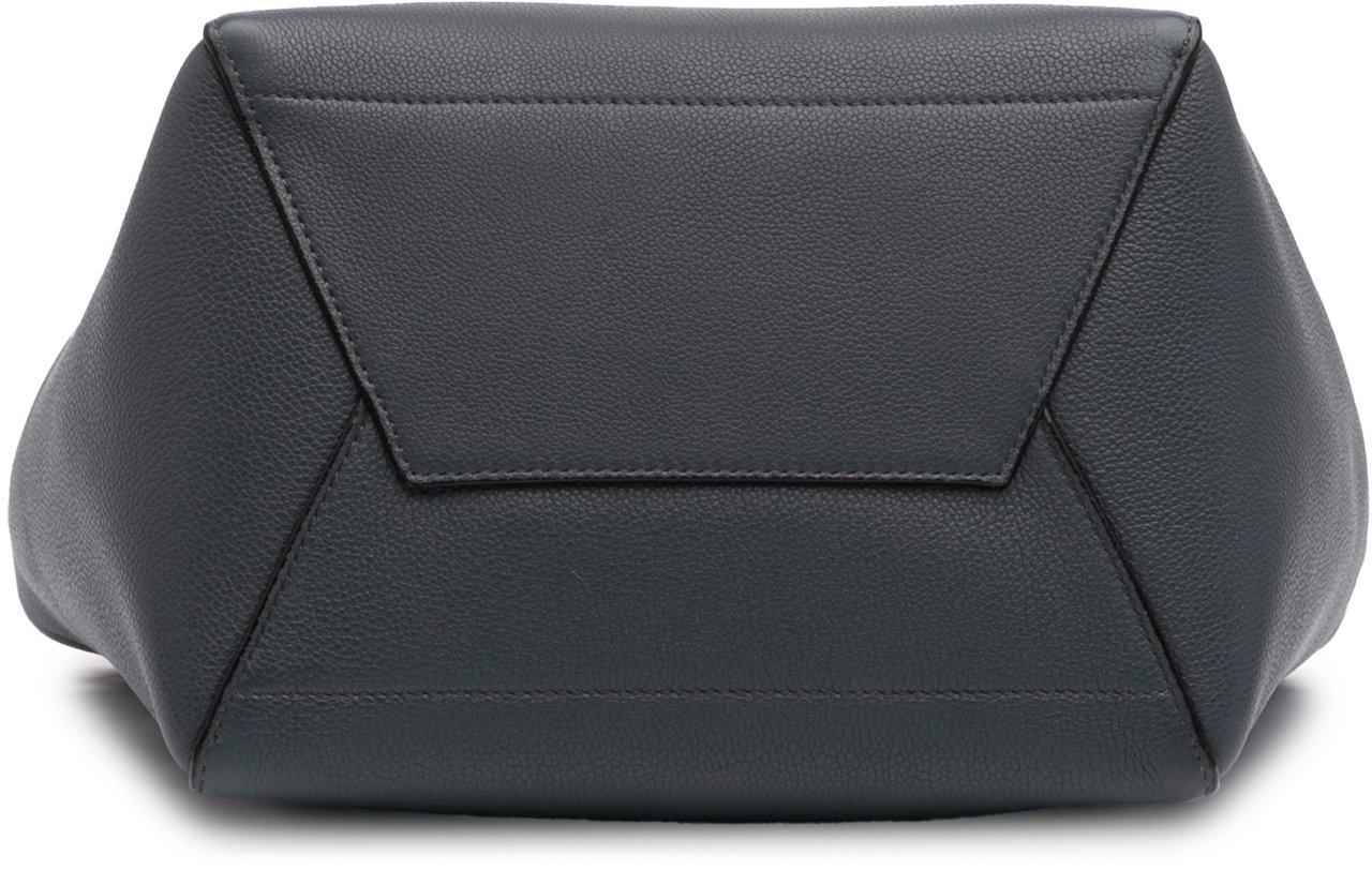 Celine Medium Leather Seau Sangle Bucket Bag Grijs