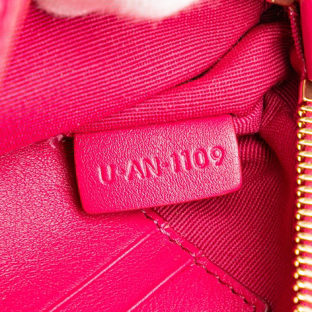 Celine Quilted Calfskin C Charm Crossbody Roze