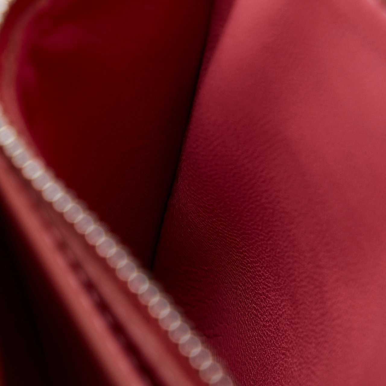 Celine Medium Calfskin Classic Box Roze