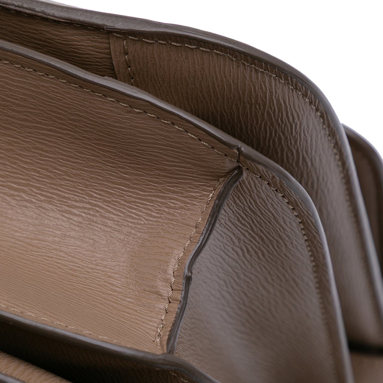 Celine Medium Calfskin Classic Box Bruin