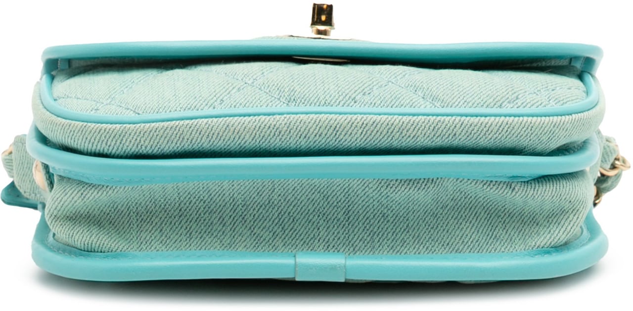 Chanel Mini CC Quilted Denim Messenger Flap Blauw