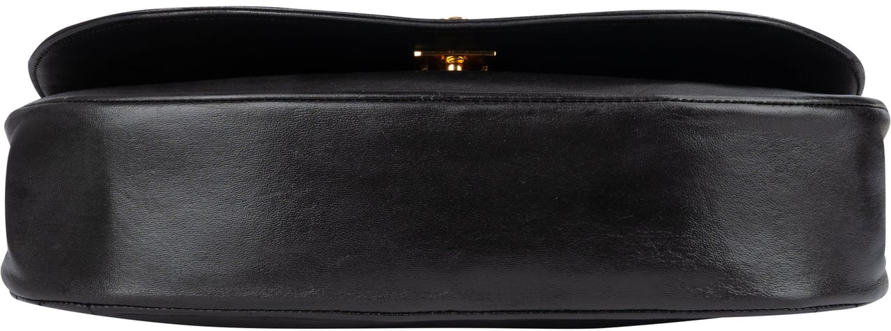 Chanel Chanel Lambskin Halfmoon Single Flap Shoulder Bag Zwart