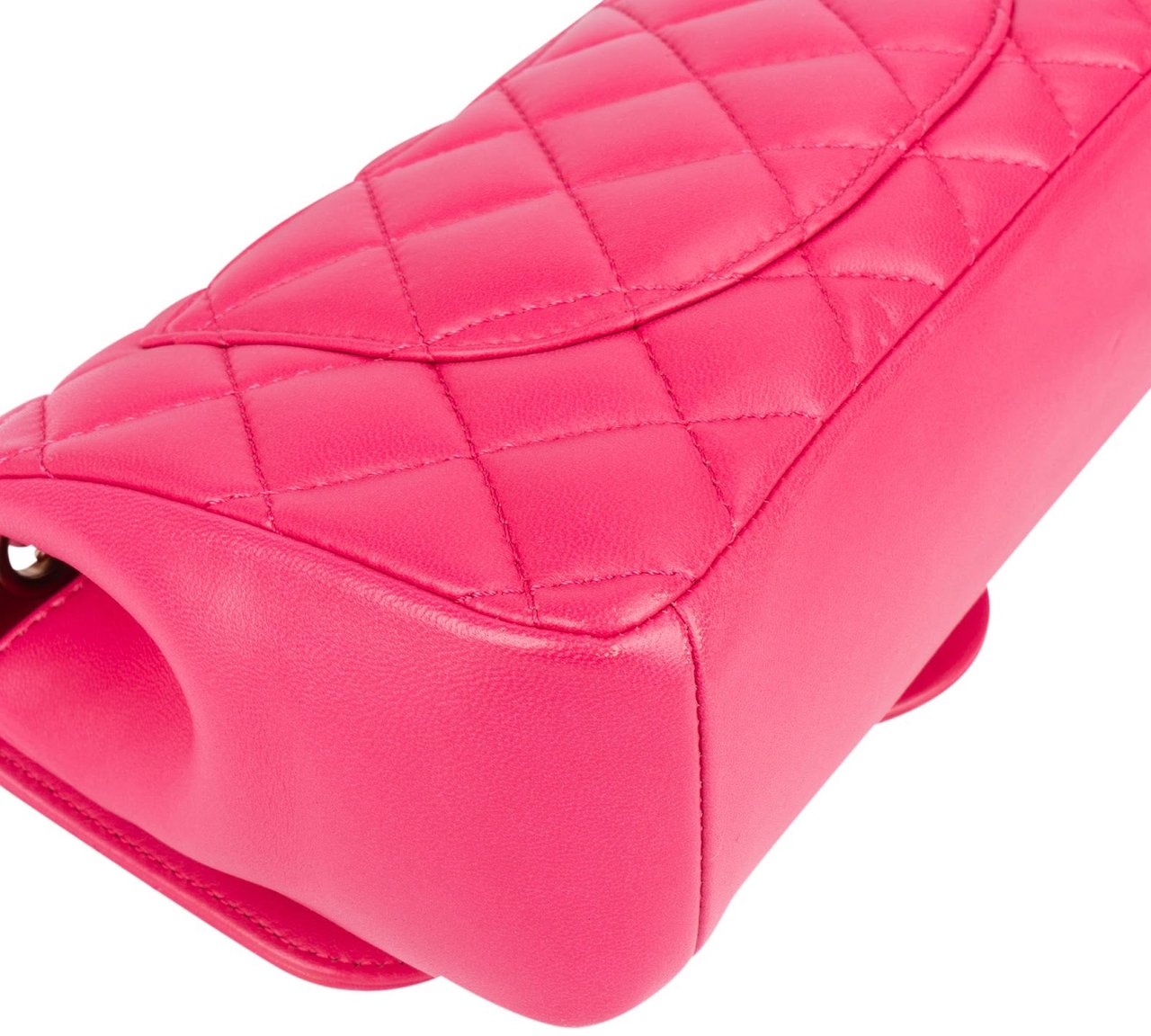 Chanel Chanel Quilted Lambskin Single Flap Crossbody Bag Rood