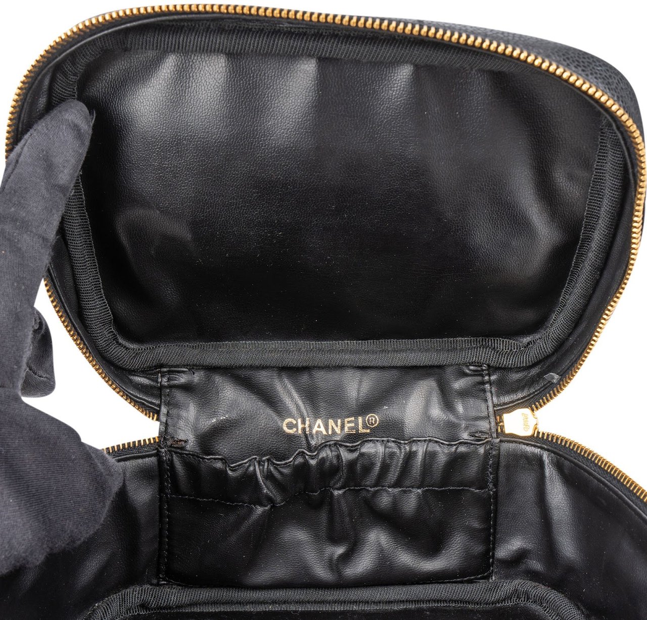 Chanel Chanel Caviar Leather Vanity Case Handbag Zwart