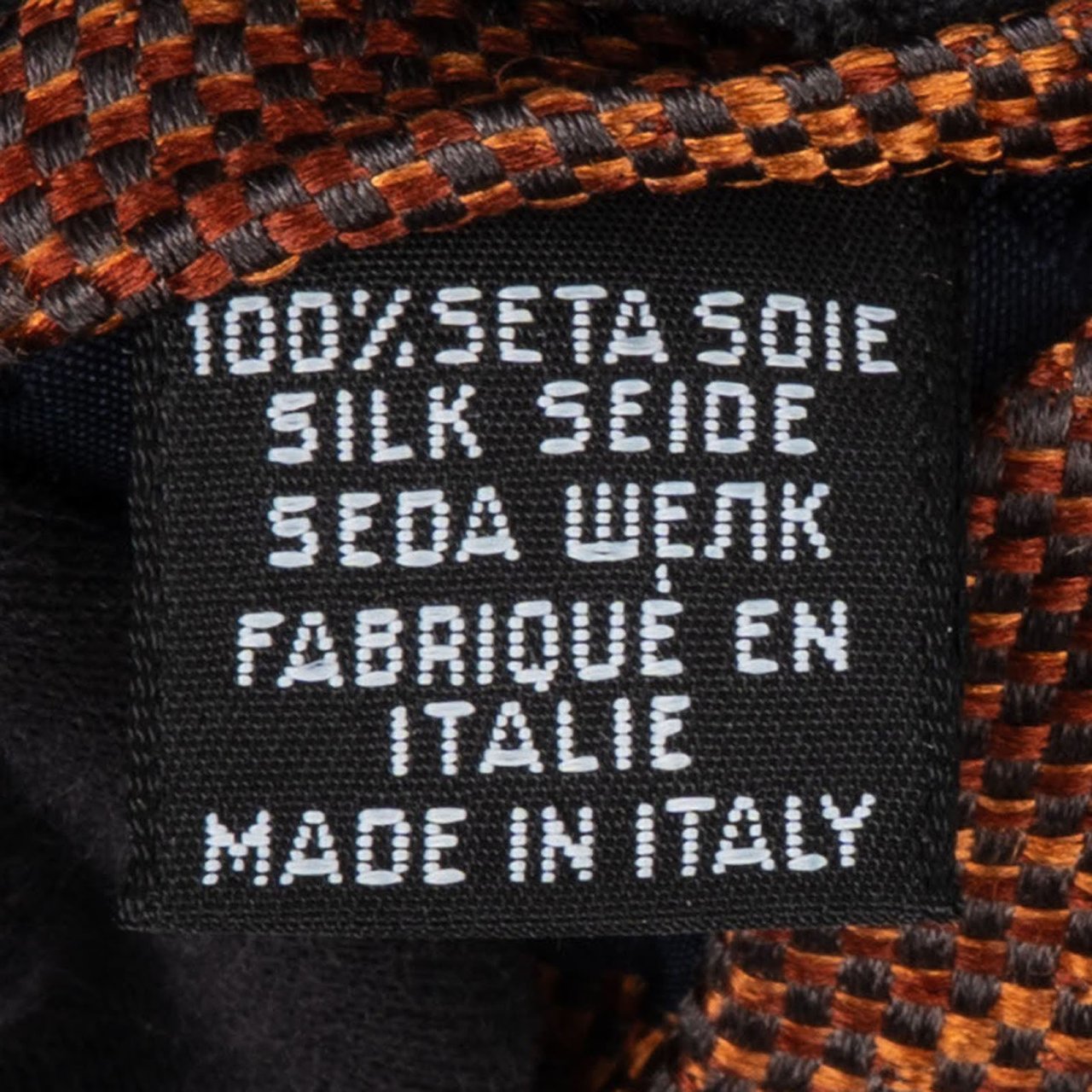 Chanel Chanel Silk CC Emblem Krawatte Tie Bruin