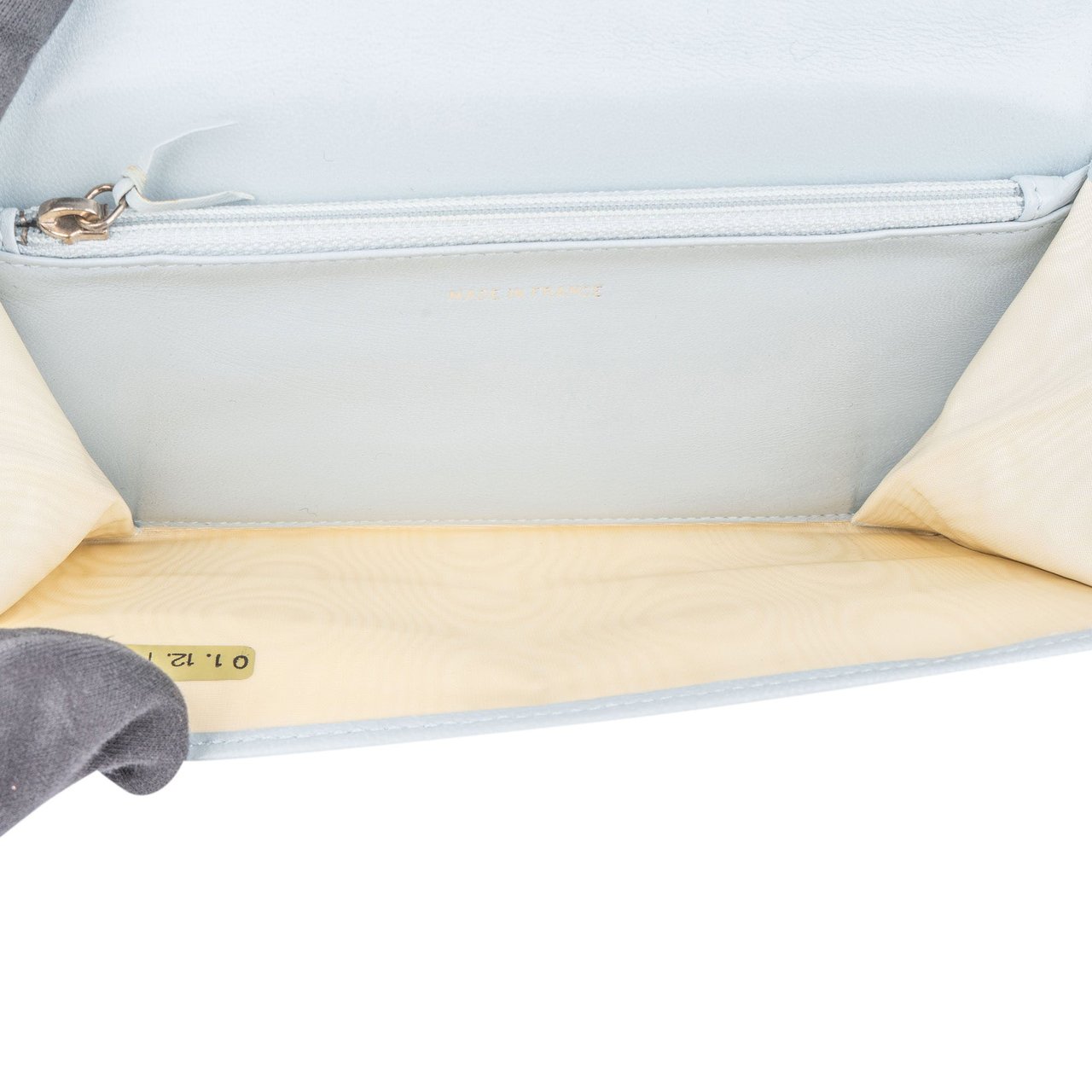 Chanel Chanel Quilted Leather Flap Wallet Lichtblauw