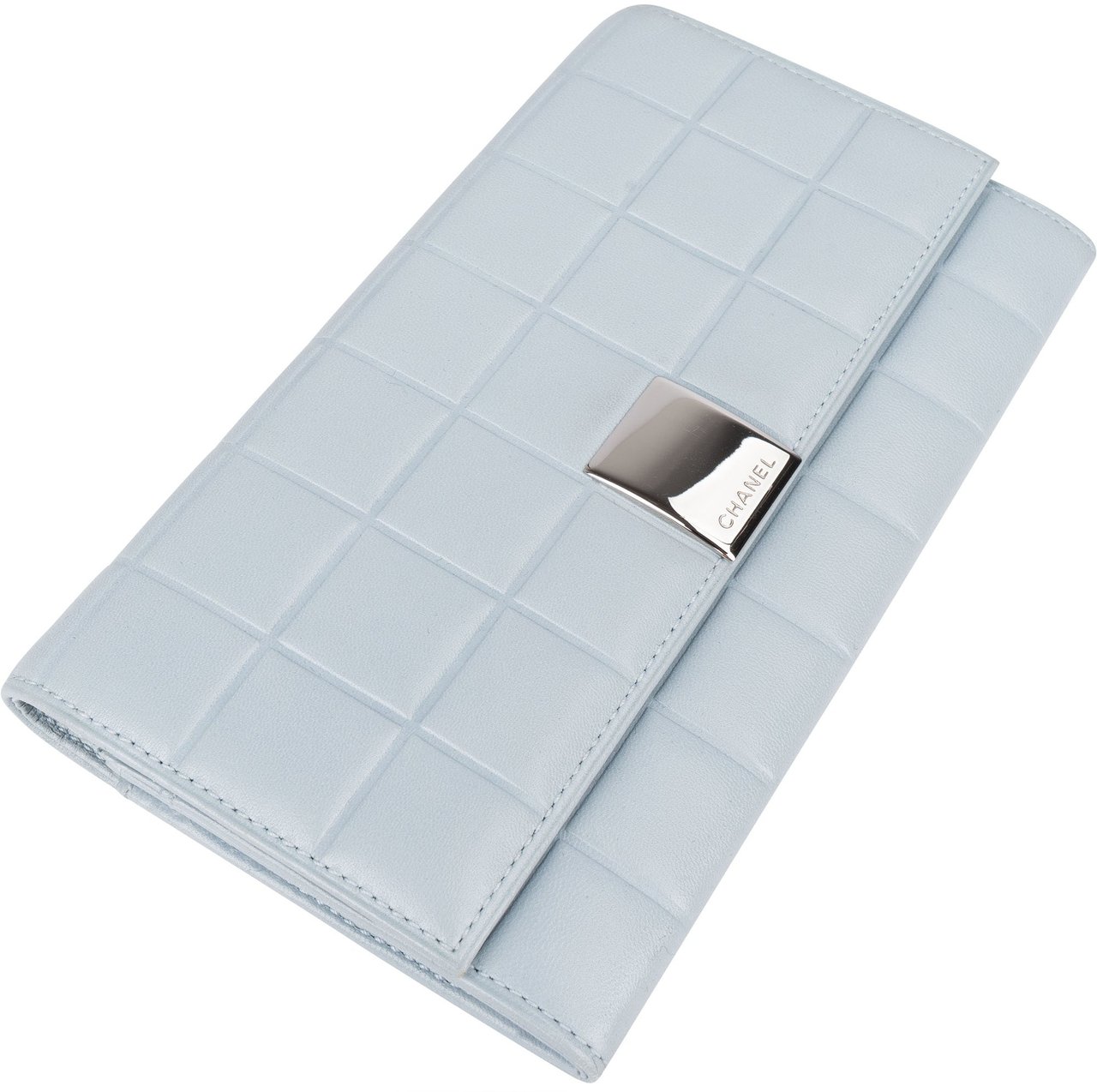 Chanel Chanel Quilted Leather Flap Wallet Lichtblauw