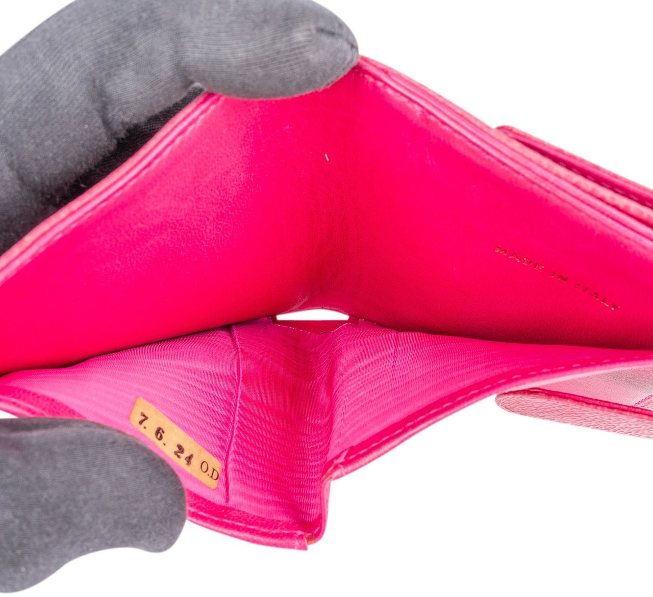 Chanel Chanel Caviar Leather CC Bifold Wallet Rood