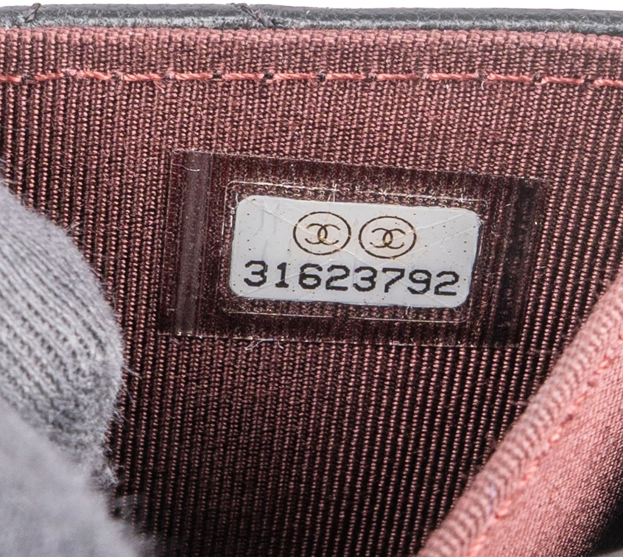 Chanel Chanel Quilted Lambskin CC Single Flap Wallet on Chain Zwart