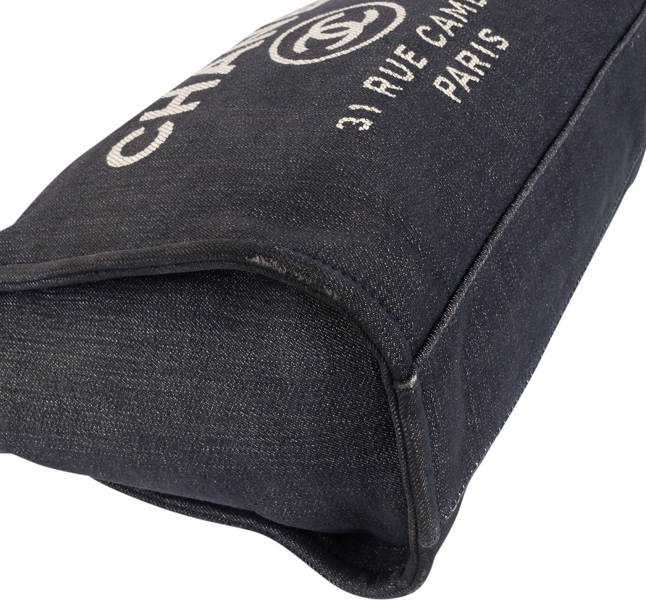 Chanel Chanel Denim Deauville Tote Shoulder Bag Blauw