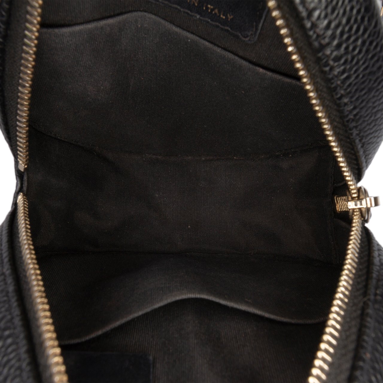 Chanel Caviar CC Filigree Round Clutch with Chain Zwart