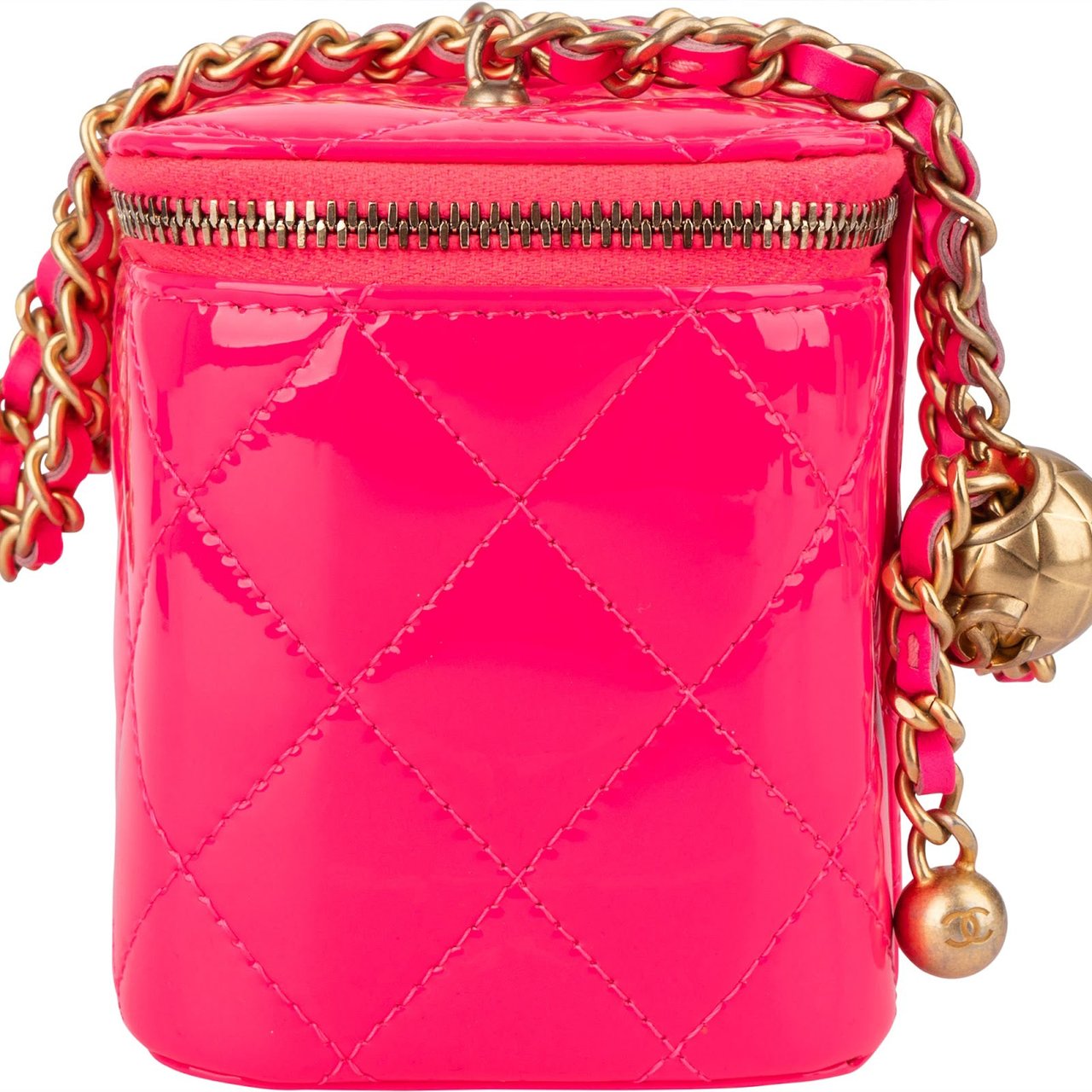 Chanel Chanel Pink Quilted Patent Leather Small Vanity Case Crossbody Bag Rood