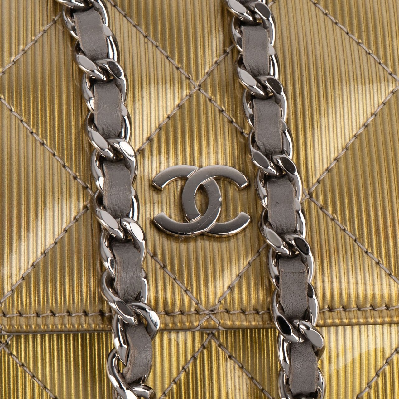 Chanel Ribbed Metallic Patent Leather Wallet On Chain Crossbody Bag Goud