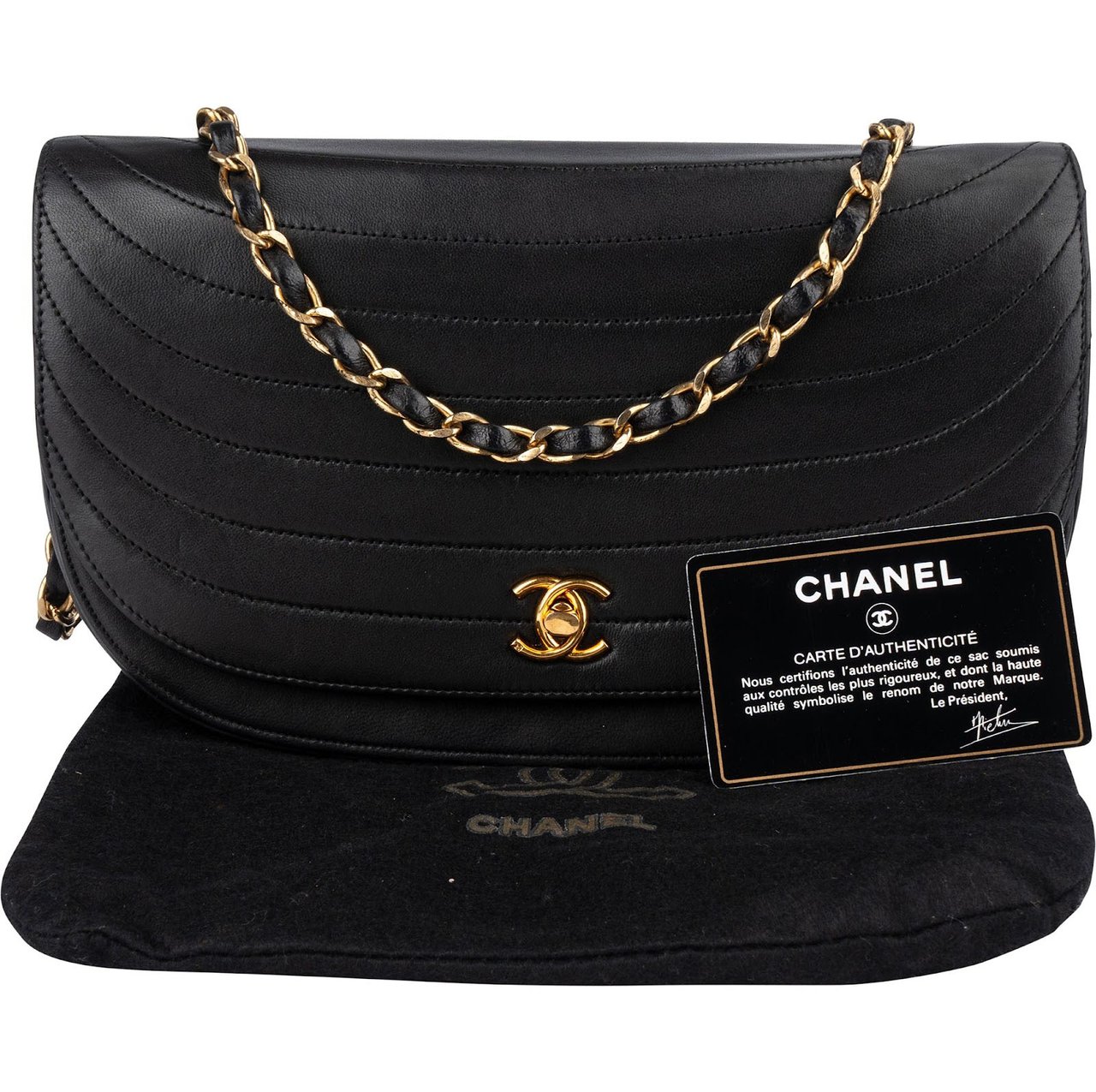 Chanel Chanel Quilted Lambskin 24K Gold Half Moon Single Flap Shoulder Bag Zwart