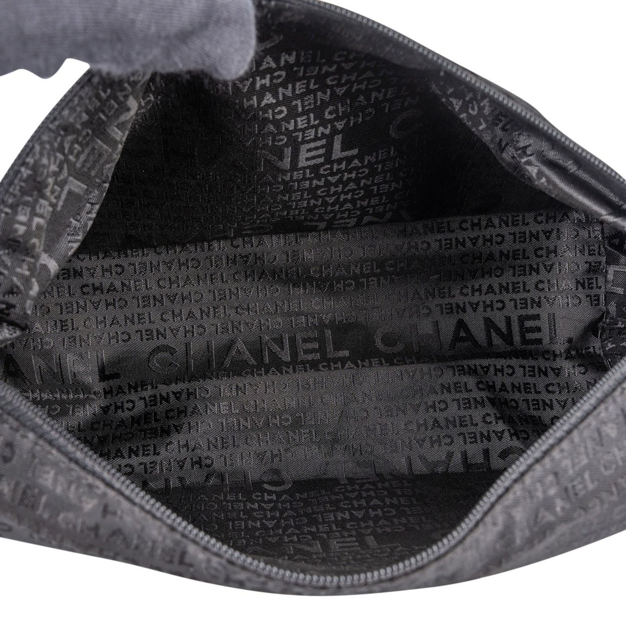 Chanel Chanel Monogram Nylon New Travel Line Bag Pouch Zwart