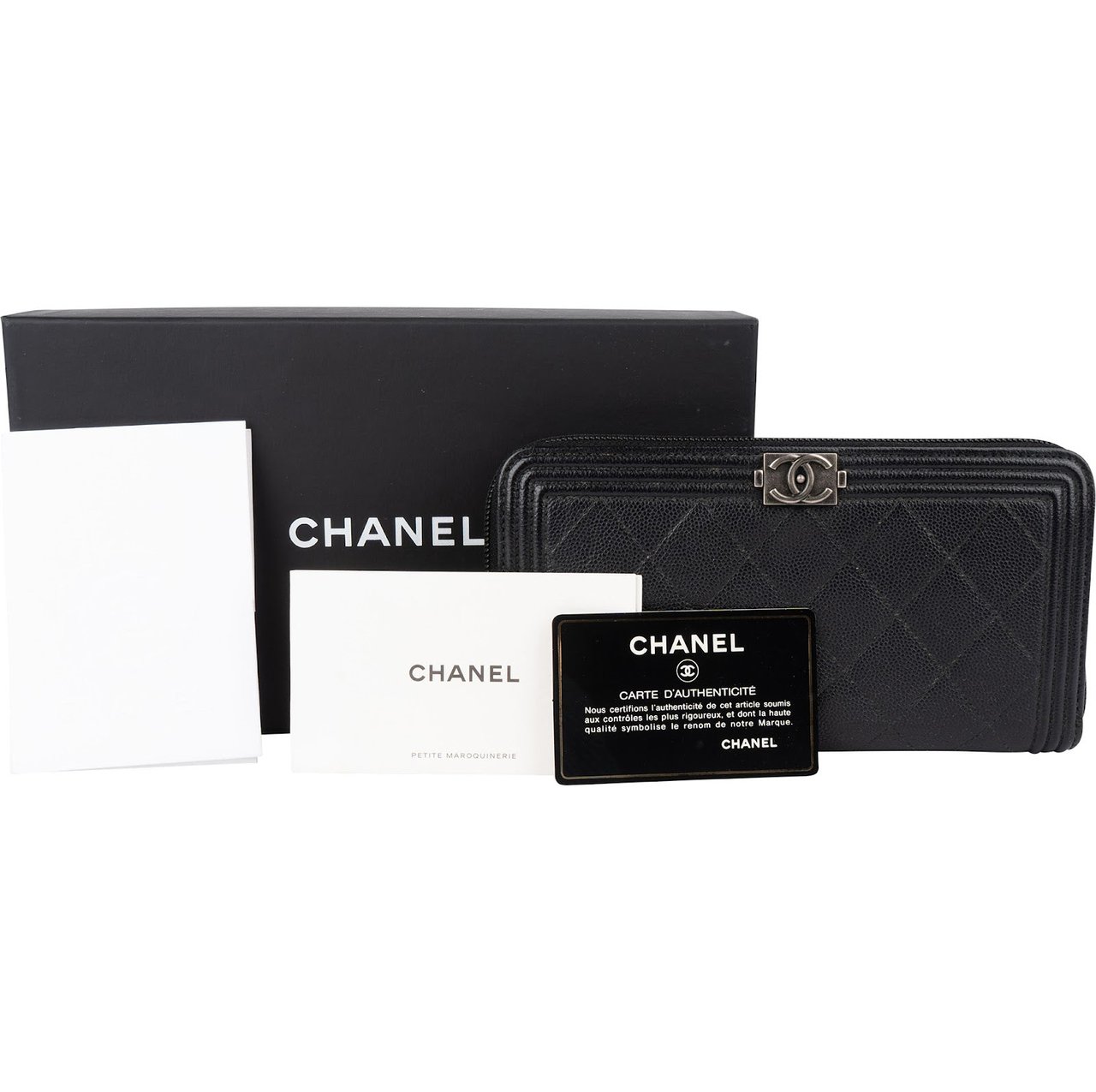 Chanel Caviar Leather Quilted Small Boy Zip Around Wallet Zwart