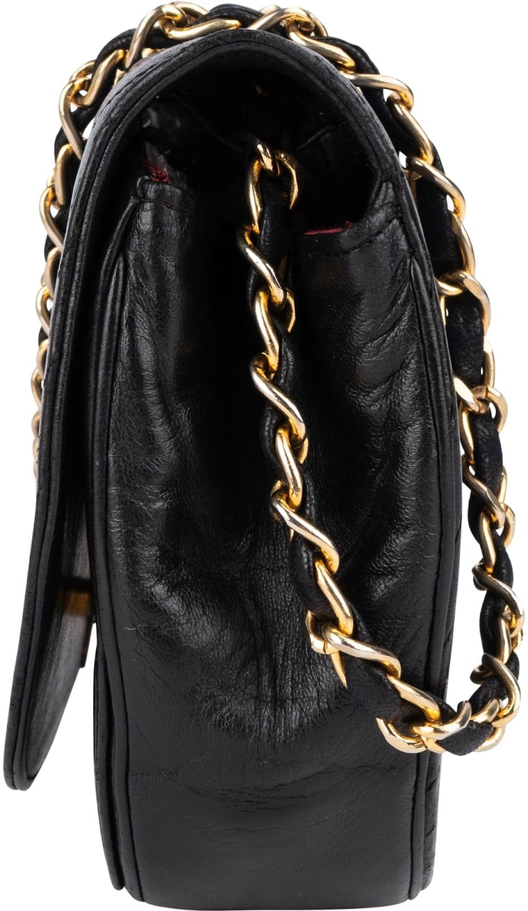 Chanel Quilted Lambskin 24K Gold Half Moon Single Flap Shoulder Bag Zwart