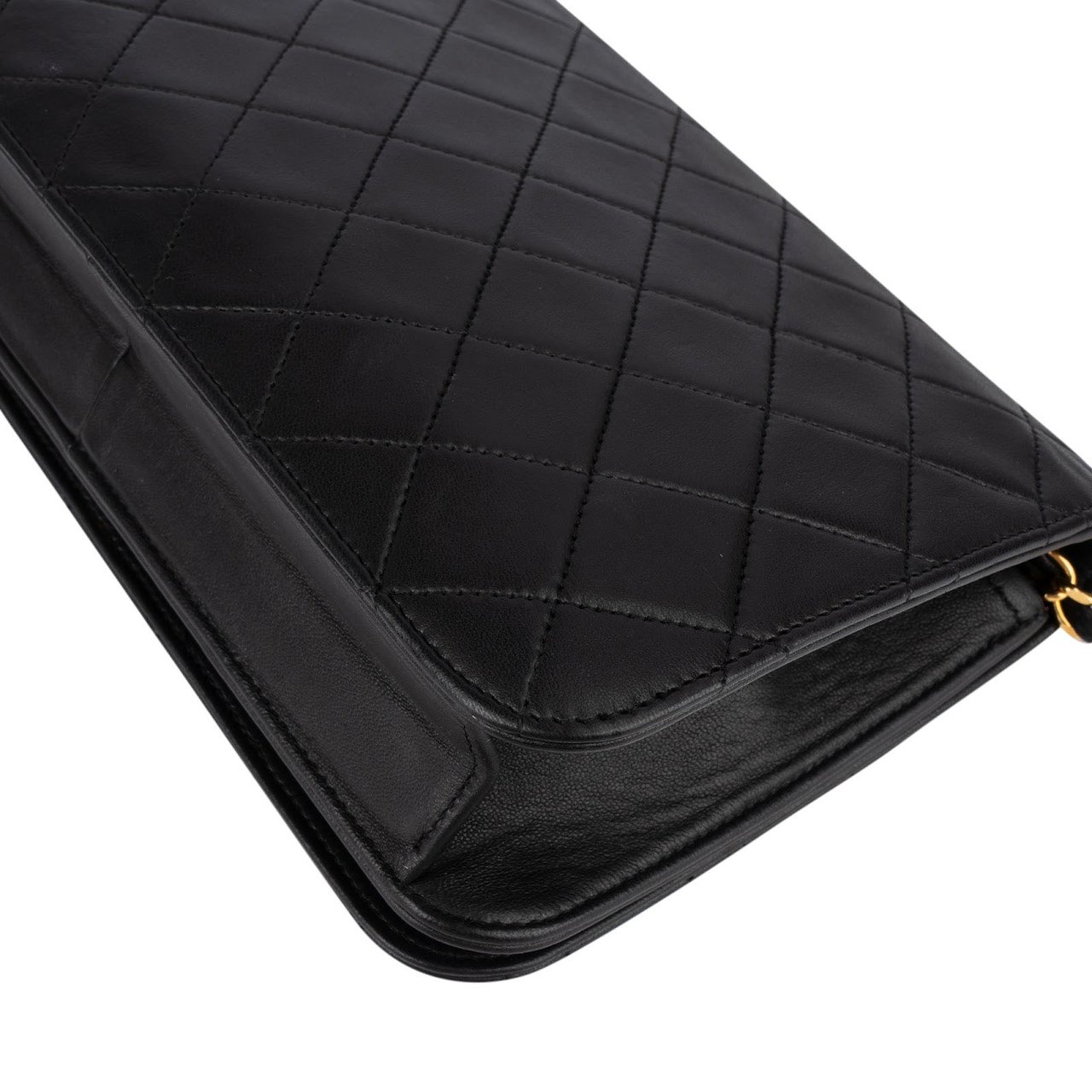 Chanel Chanel Quilted Lambskin 24K Gold Single Flap Shoulder Bag Zwart