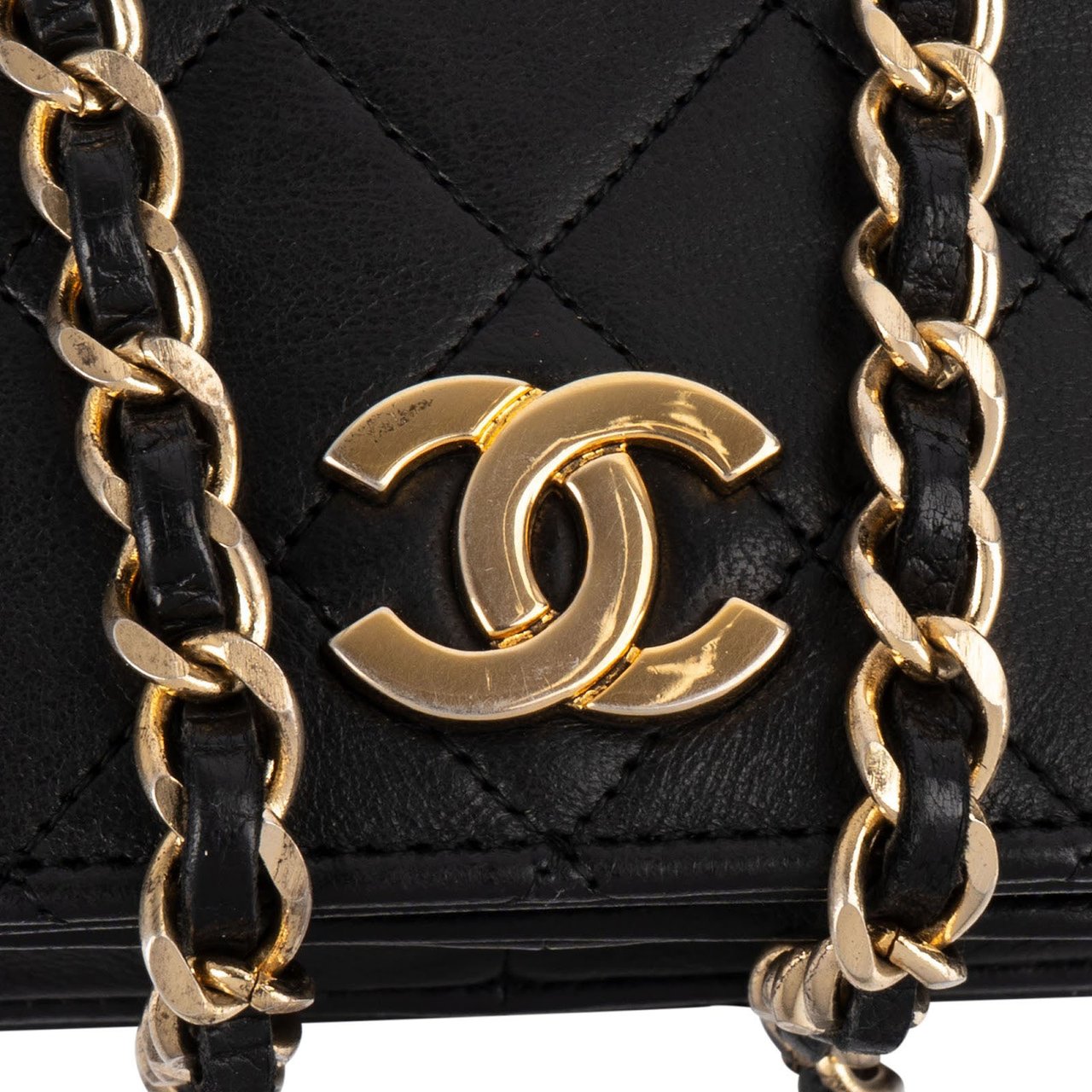 Chanel Chanel Quilted Lambskin CC Single Flap Shoulder Bag Zwart