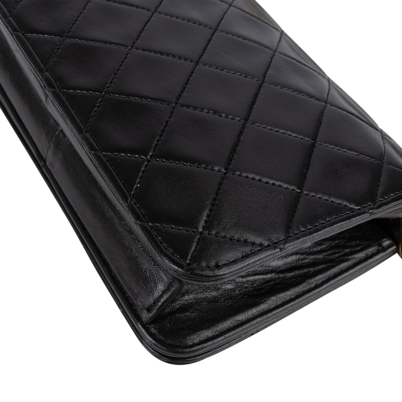 Chanel Chanel Quilted Lambskin 24K Gold Single Flap Shoulder Bag Zwart