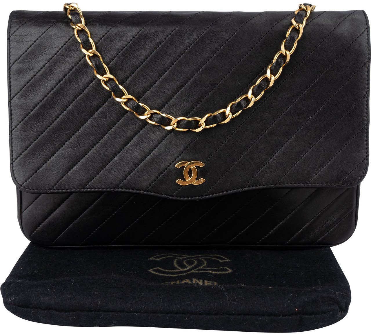 Chanel Chanel Noir Chevron Lambskin Single Flap Shoulder Bag Zwart