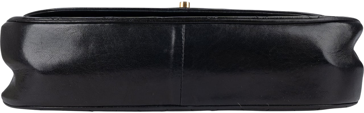 Chanel Chanel Quilted Lambskin 24K Gold Half Moon Double Flap Shoulder Bag Zwart