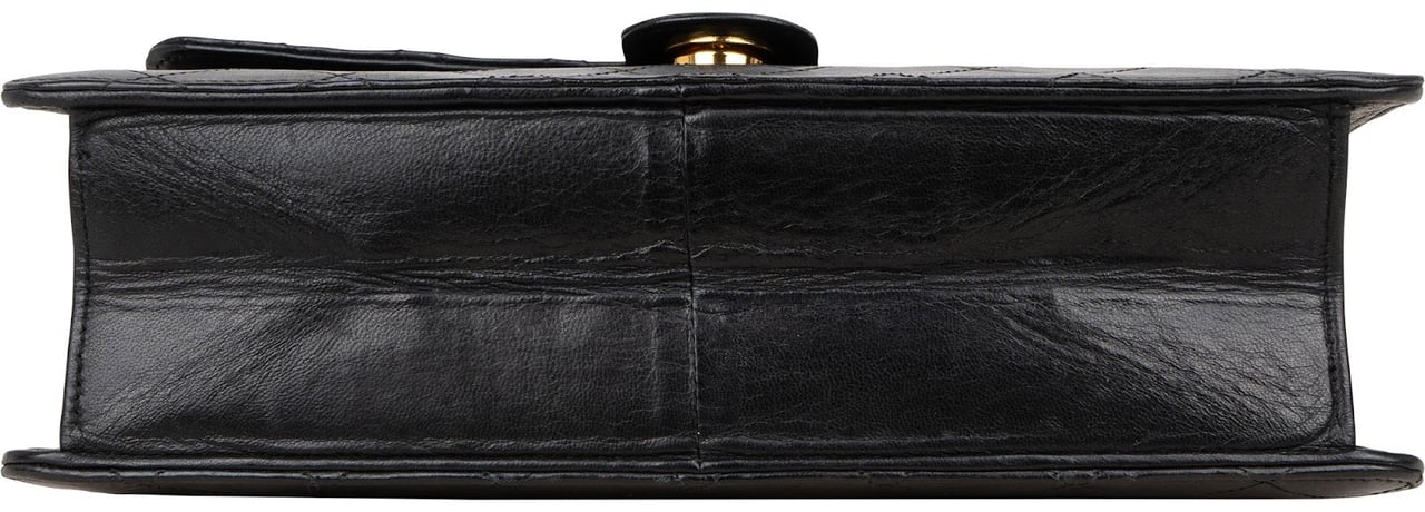 Chanel Chanel Quilted Lambskin 24K Gold Single Flap Shoulder Bag Zwart