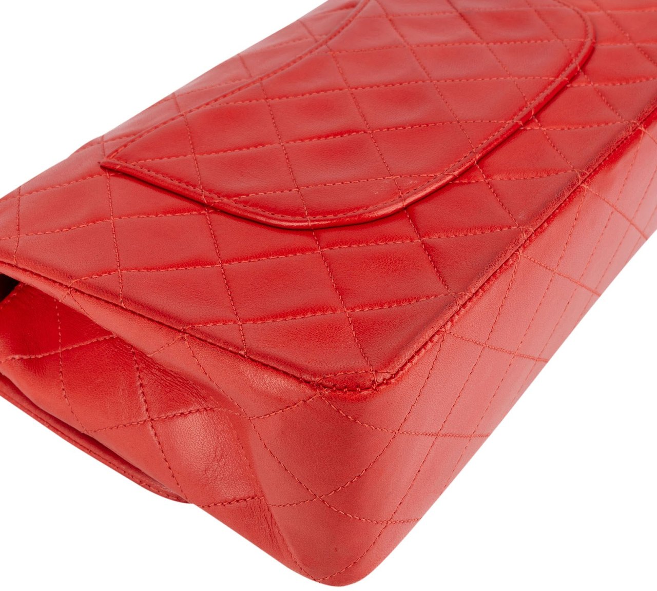 Chanel Chanel Quilted Lambskin 24K Gold Medium Double Flap Crossbody Bag Rood