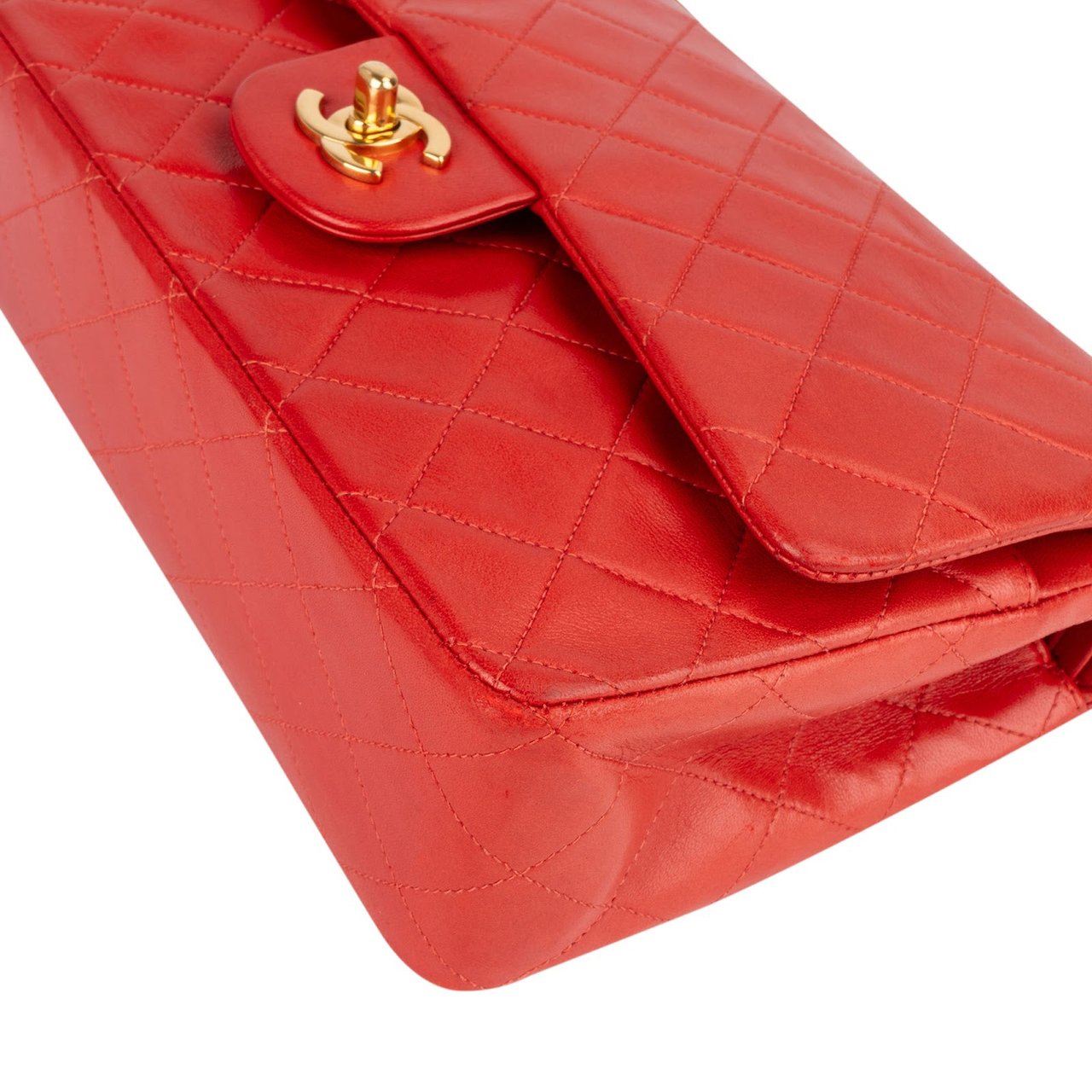 Chanel Chanel Quilted Lambskin 24K Gold Medium Double Flap Crossbody Bag Rood