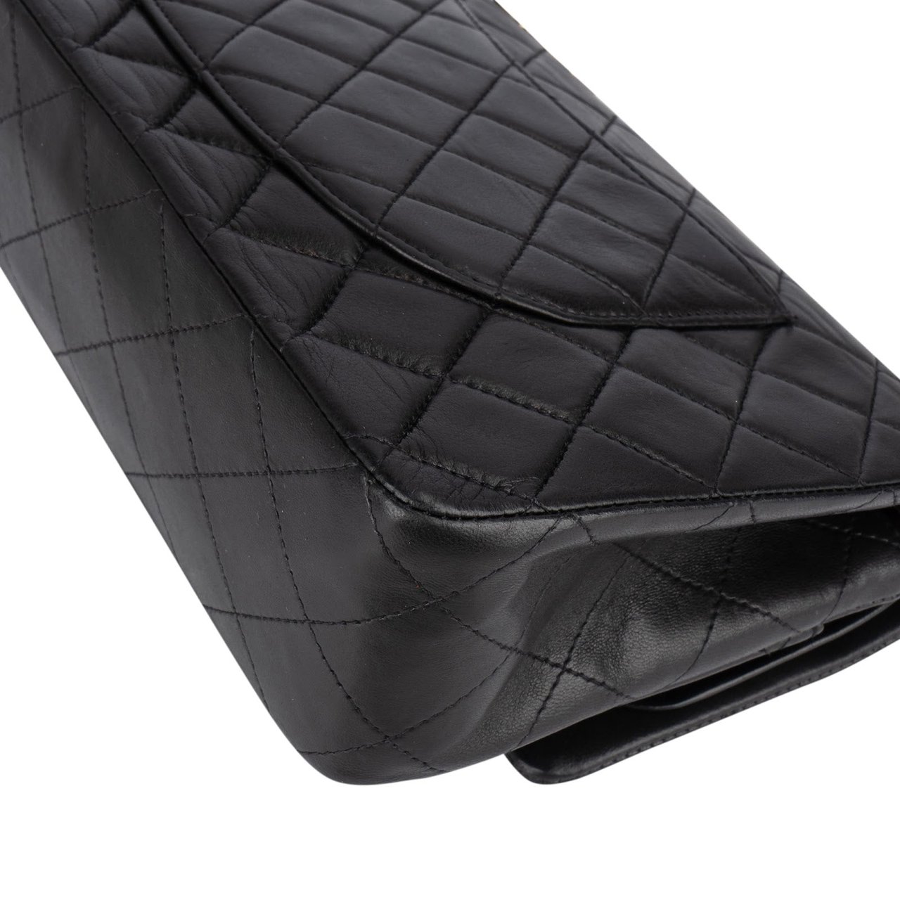 Chanel Chanel Quilted Lambskin 24K Gold Medium Double Flap Crossbody Bag Zwart