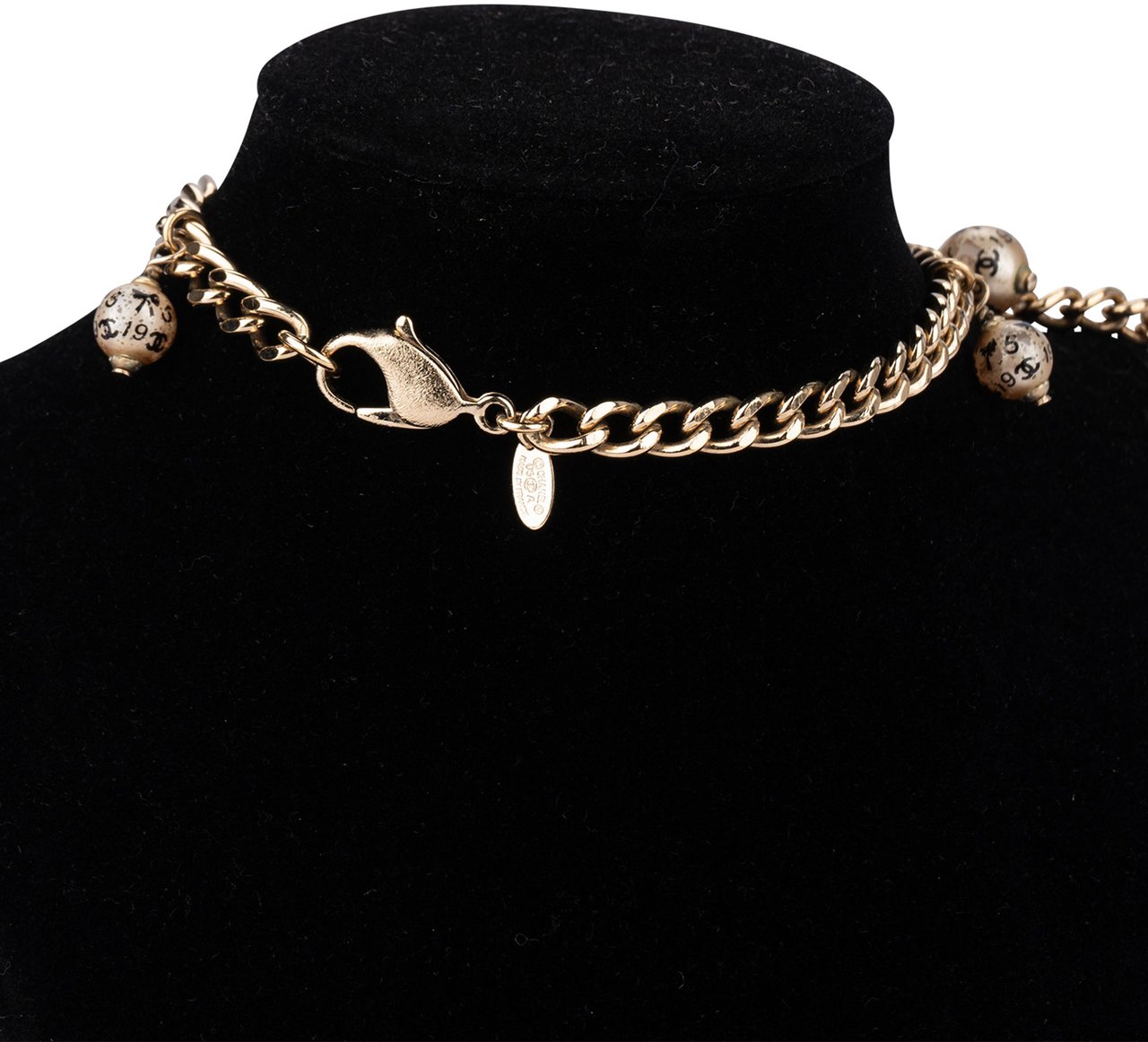 Chanel Chanel CC Pearls Necklace Divers